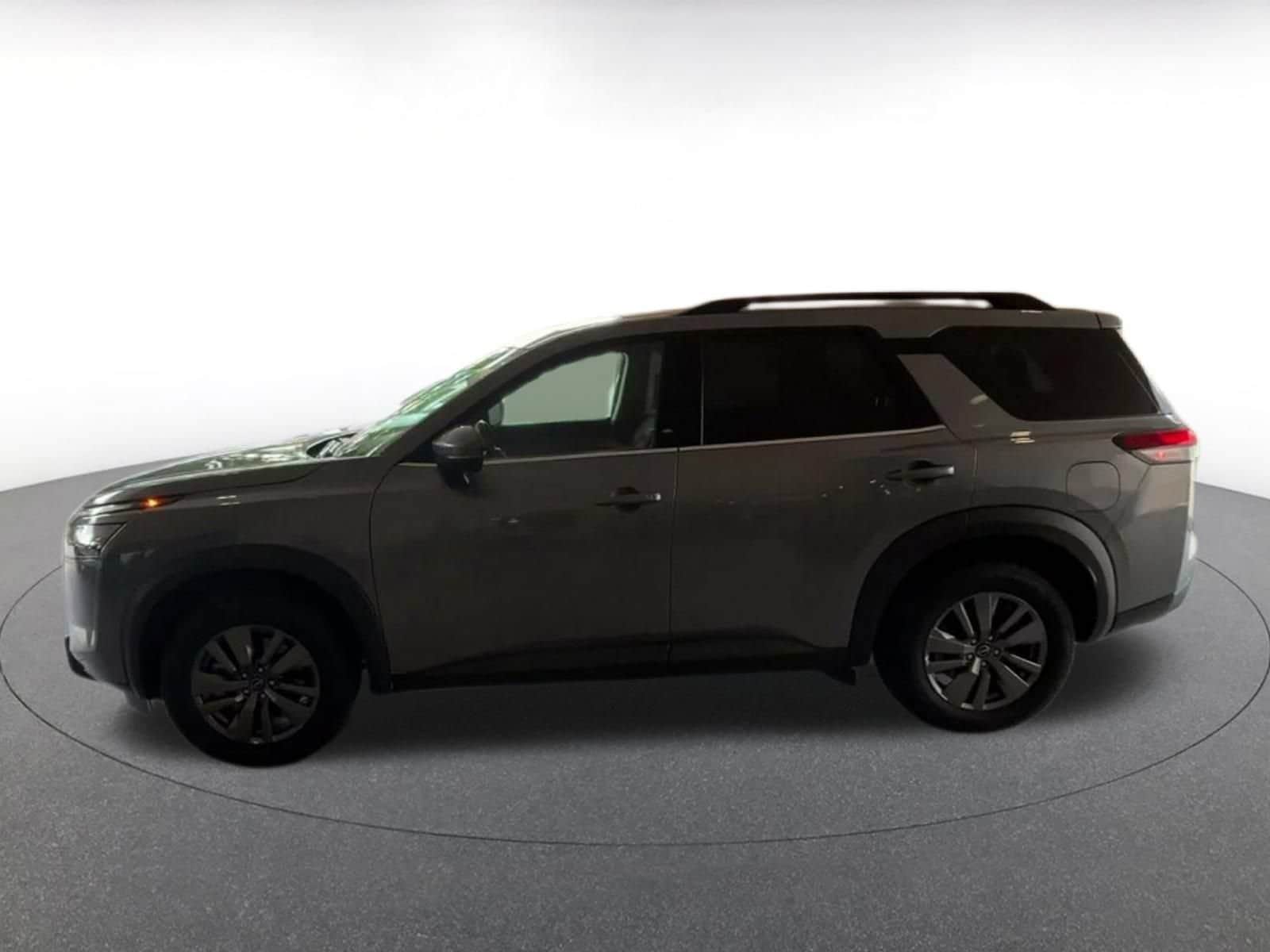 Thumbnail: 2025 Nissan Pathfinder - 7