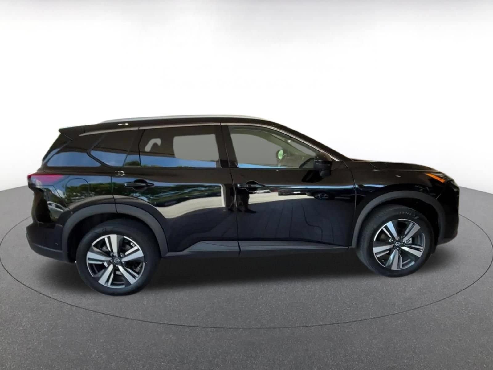Thumbnail: 2026 Nissan Rogue - 16