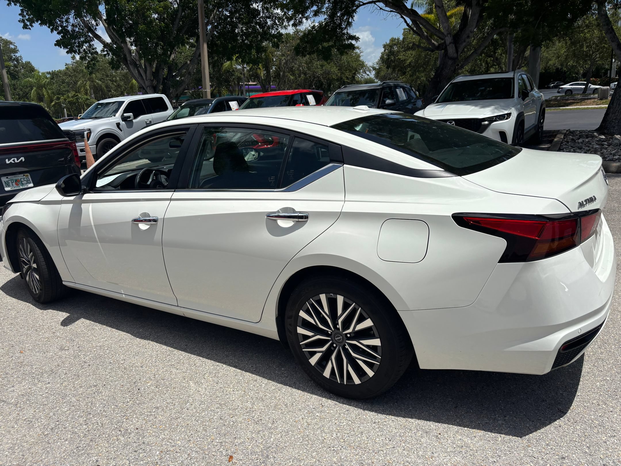 Thumbnail: 2025 Nissan Altima - 24
