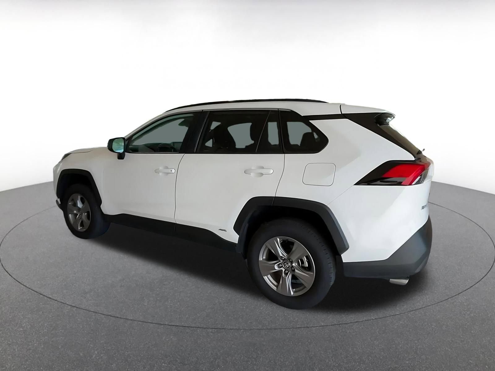 Thumbnail: 2025 Toyota RAV4 - 10