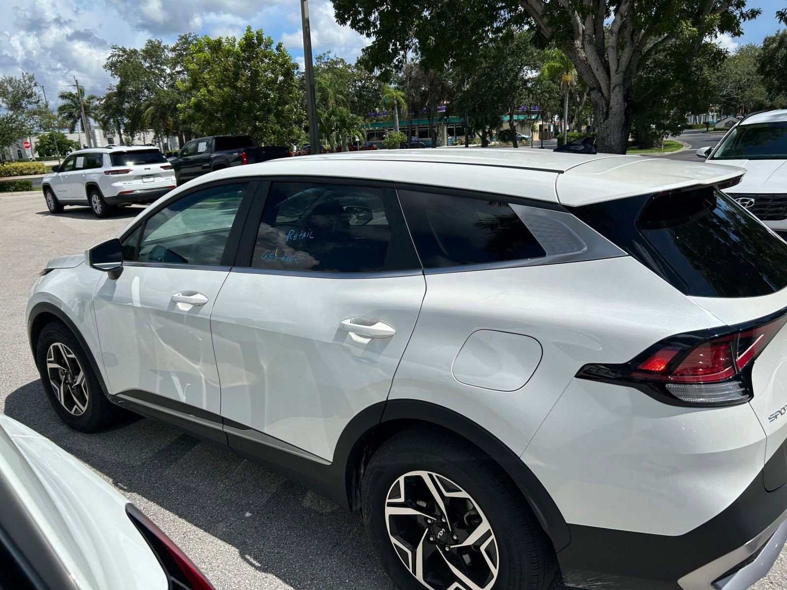 Thumbnail: 2024 Kia Sportage - 6