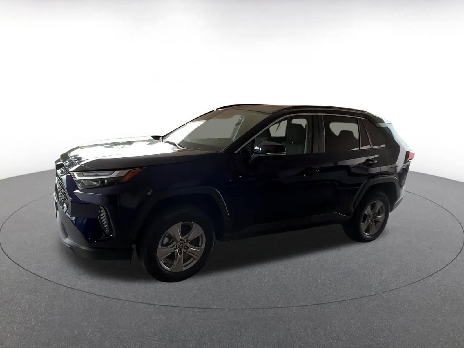 Thumbnail: 2025 Toyota RAV4 - 15