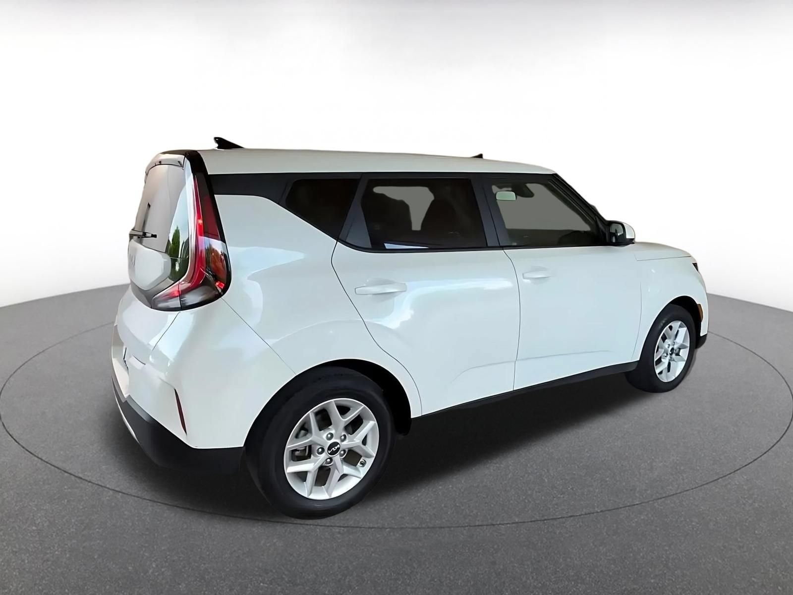 Thumbnail: 2025 Kia Soul - 14