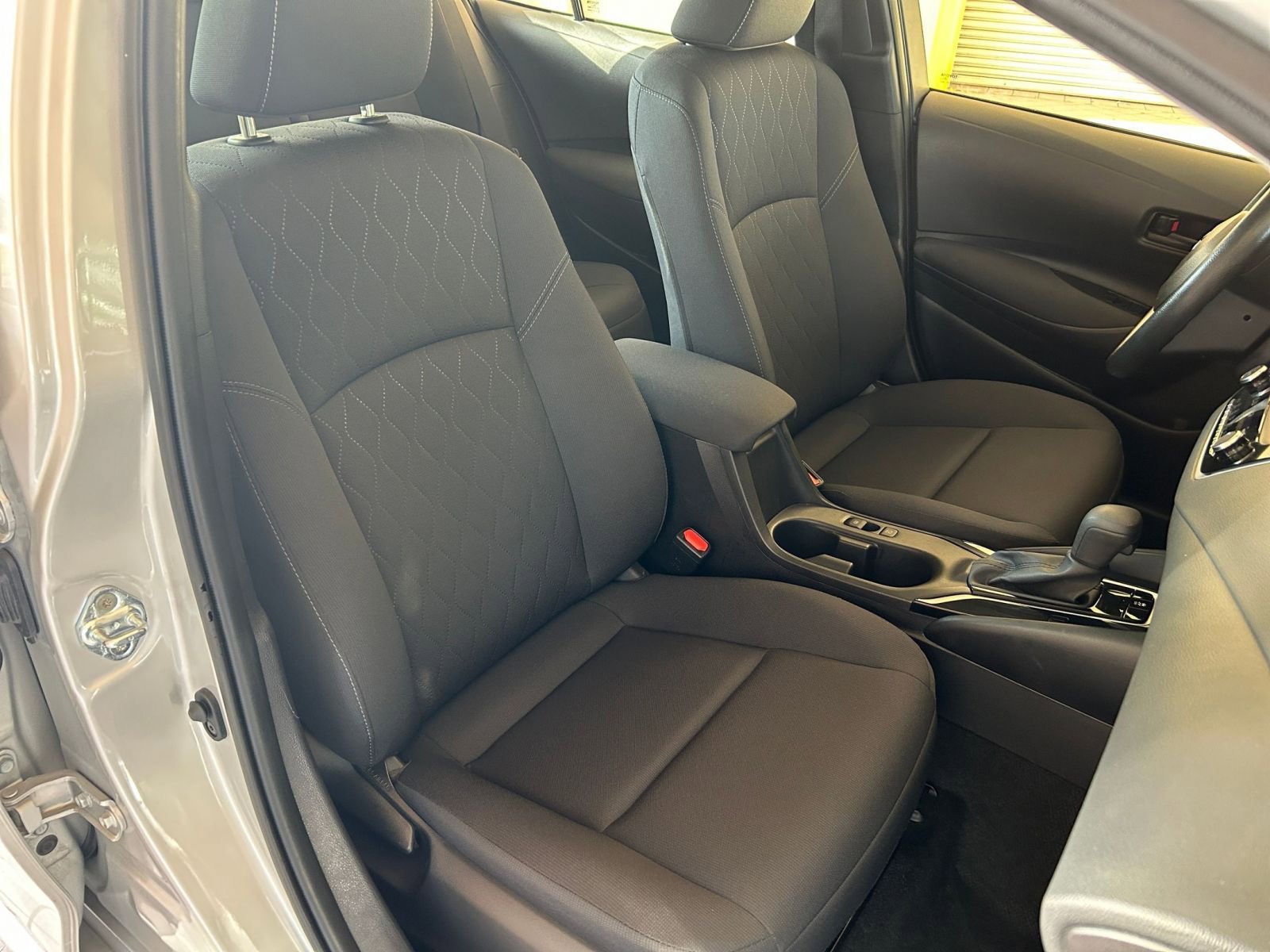 Thumbnail: 2025 Toyota Corolla - 31