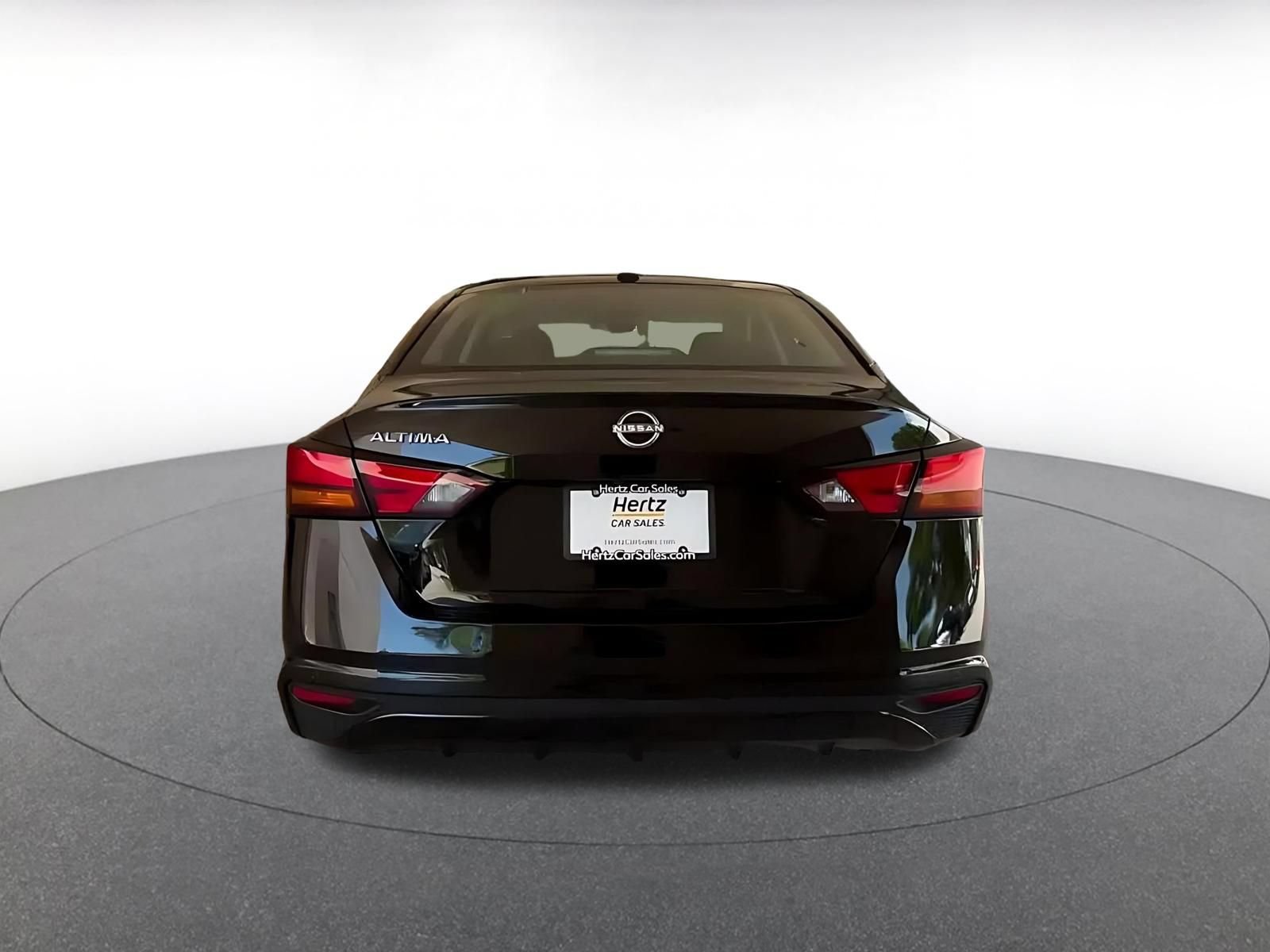 Thumbnail: 2025 Nissan Altima - 11