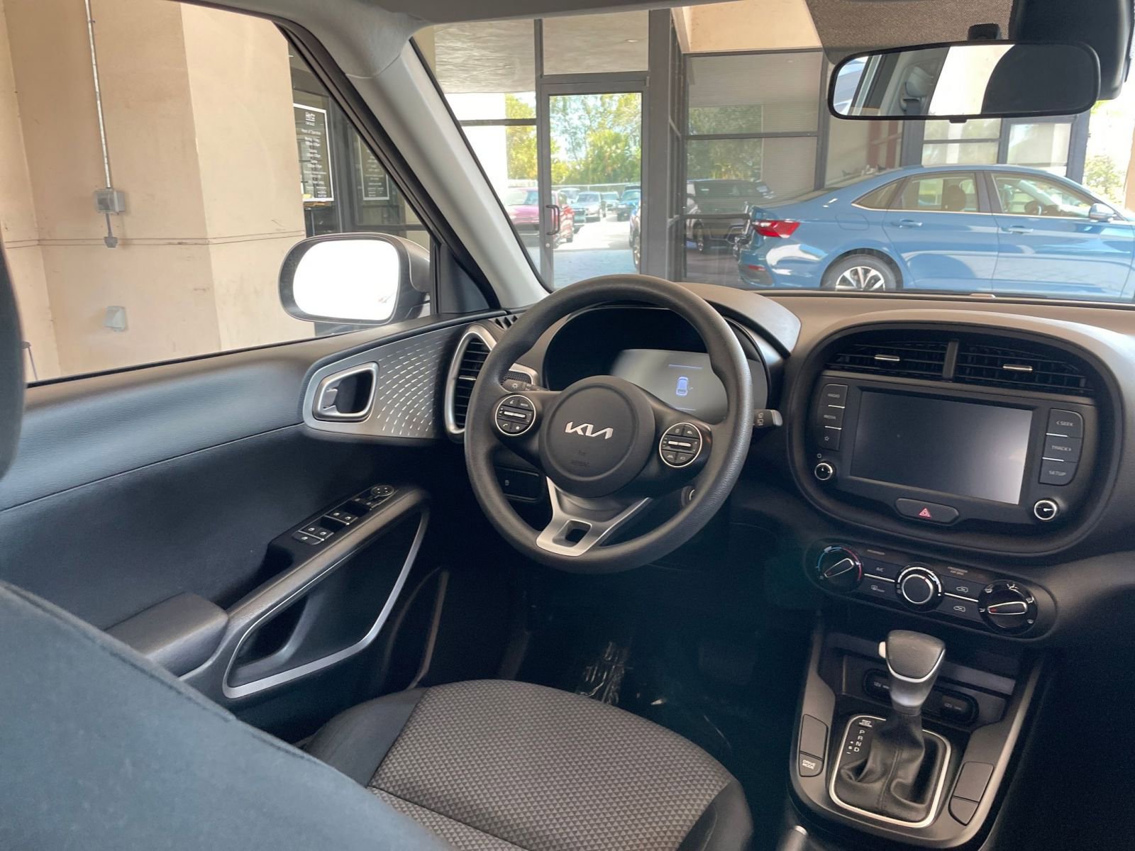 Thumbnail: 2025 Kia Soul - 29