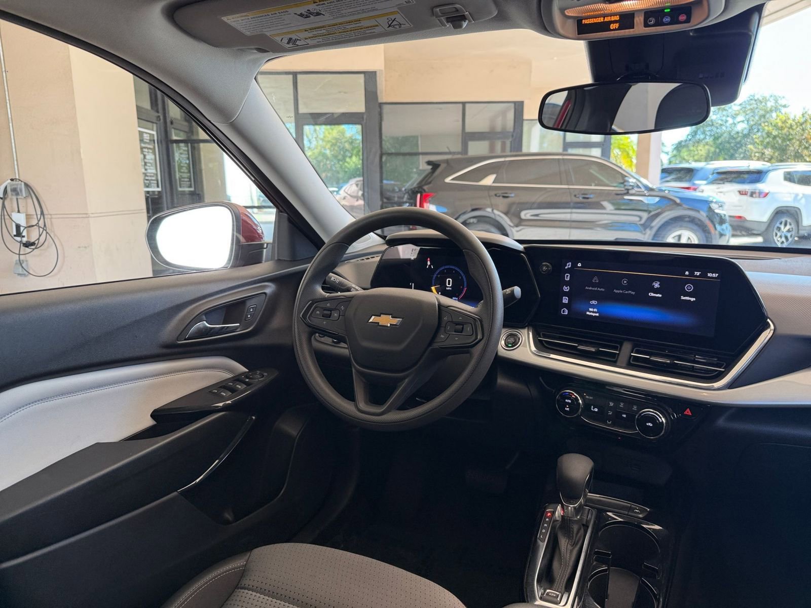 Thumbnail: 2025 Chevrolet Trax - 28