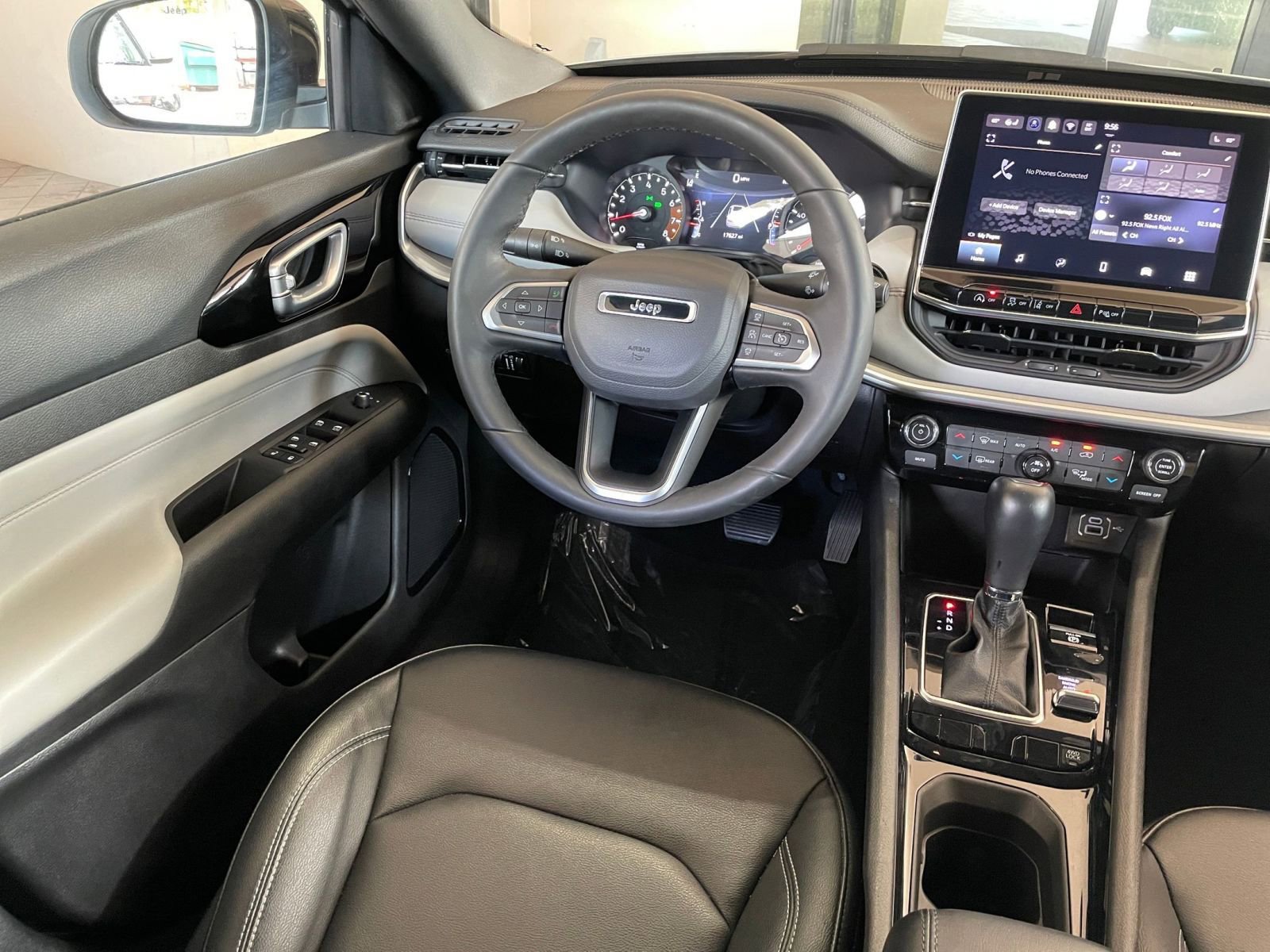 Thumbnail: 2025 Jeep Compass - 33