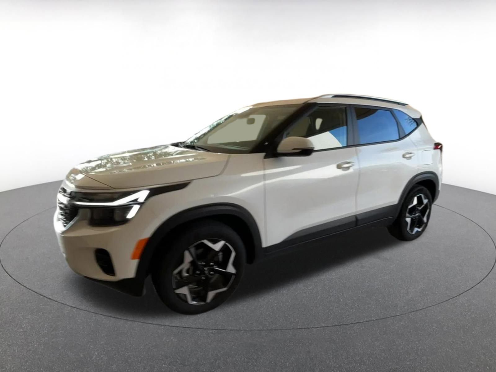 Thumbnail: 2025 Kia Seltos - 8