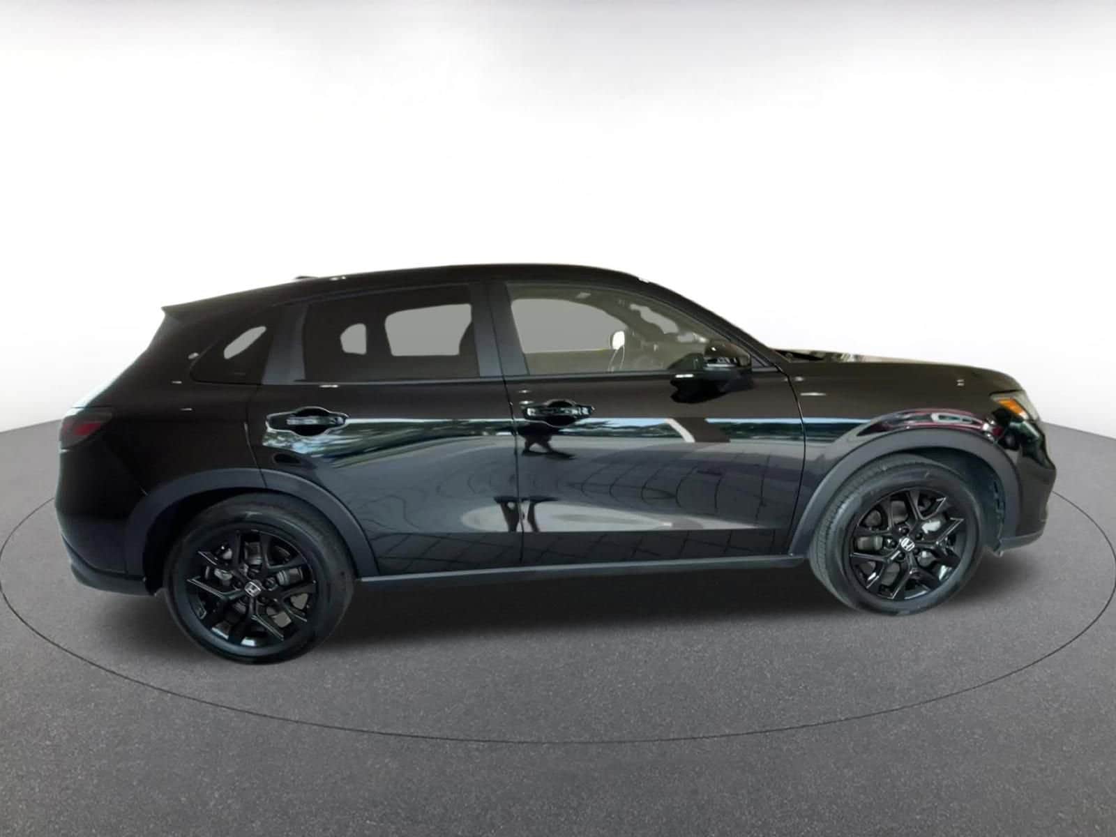 Thumbnail: 2025 Honda HR-V - 16