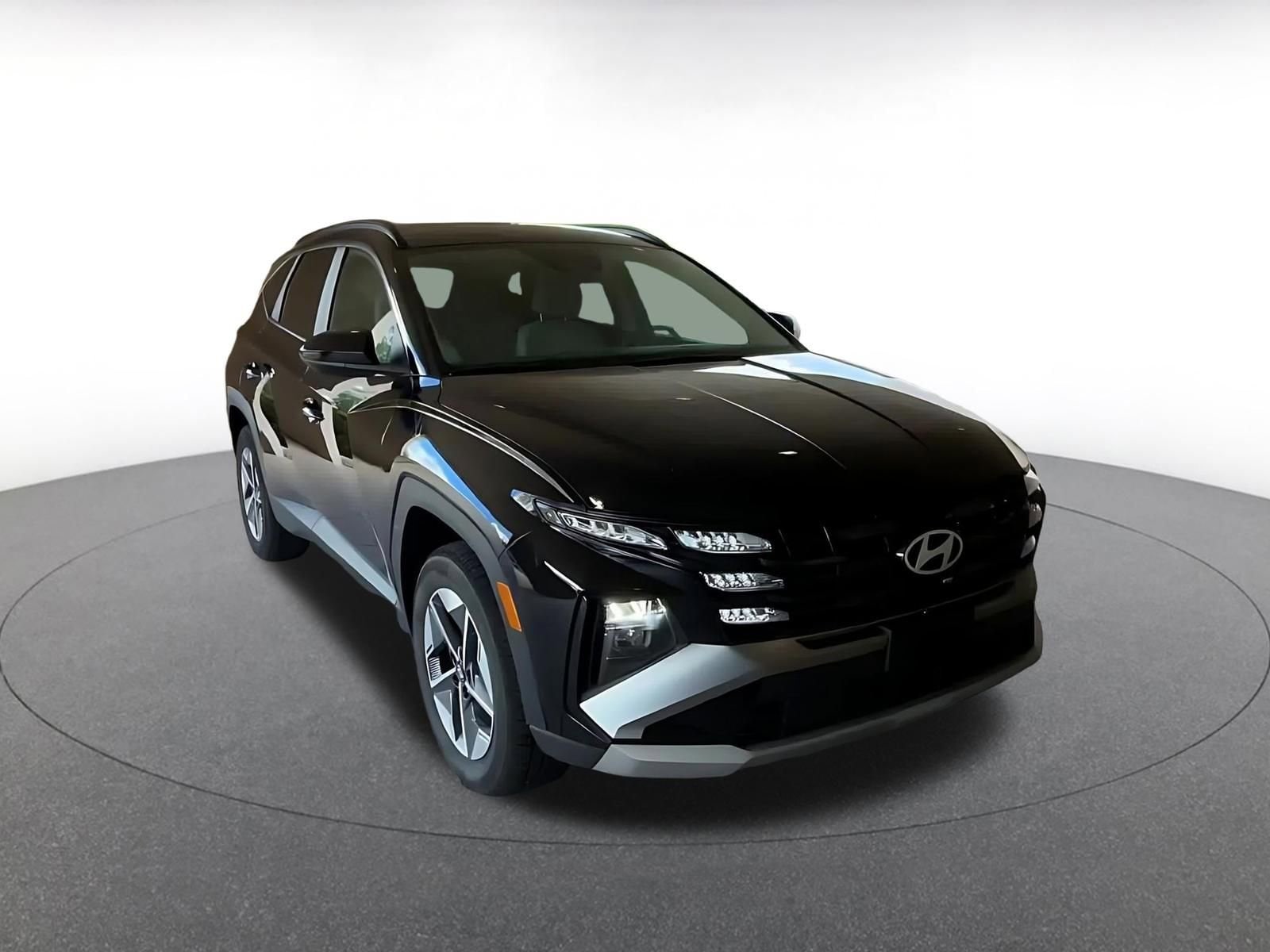 Thumbnail: 2025 Hyundai Tucson - 3