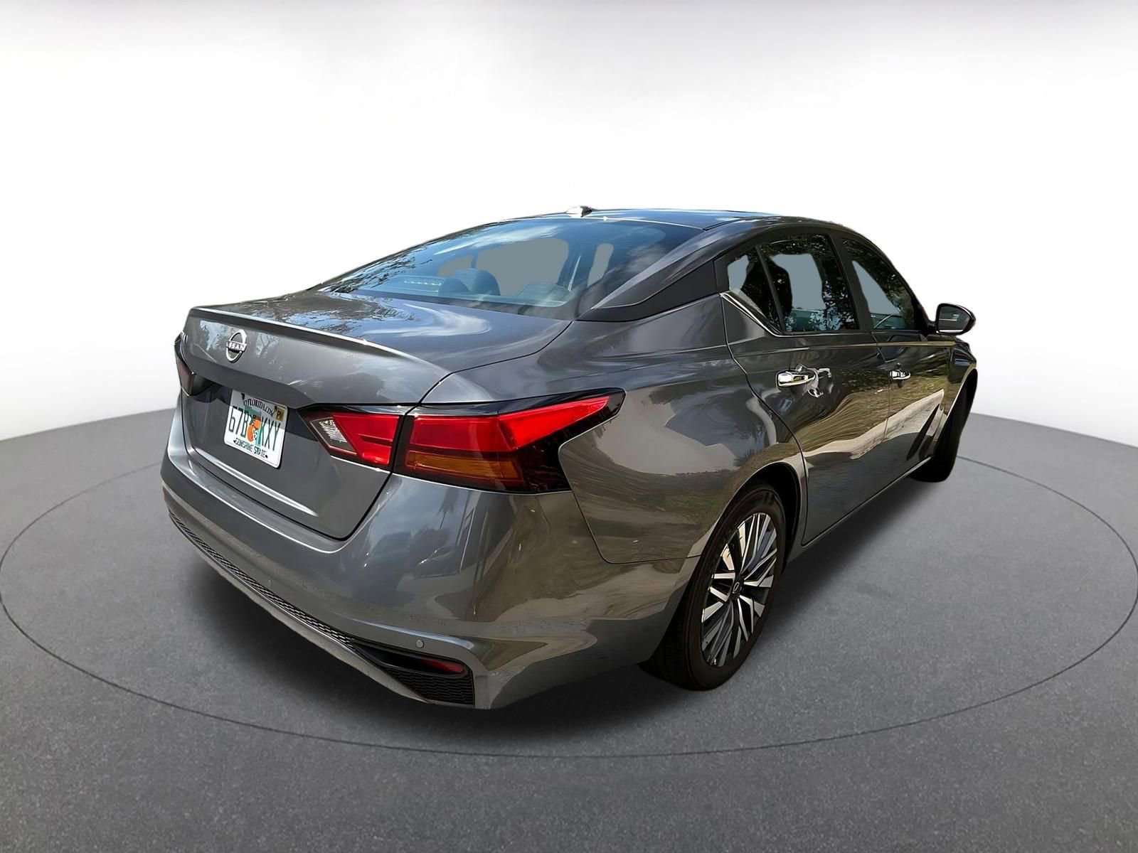 Thumbnail: 2025 Nissan Altima - 17