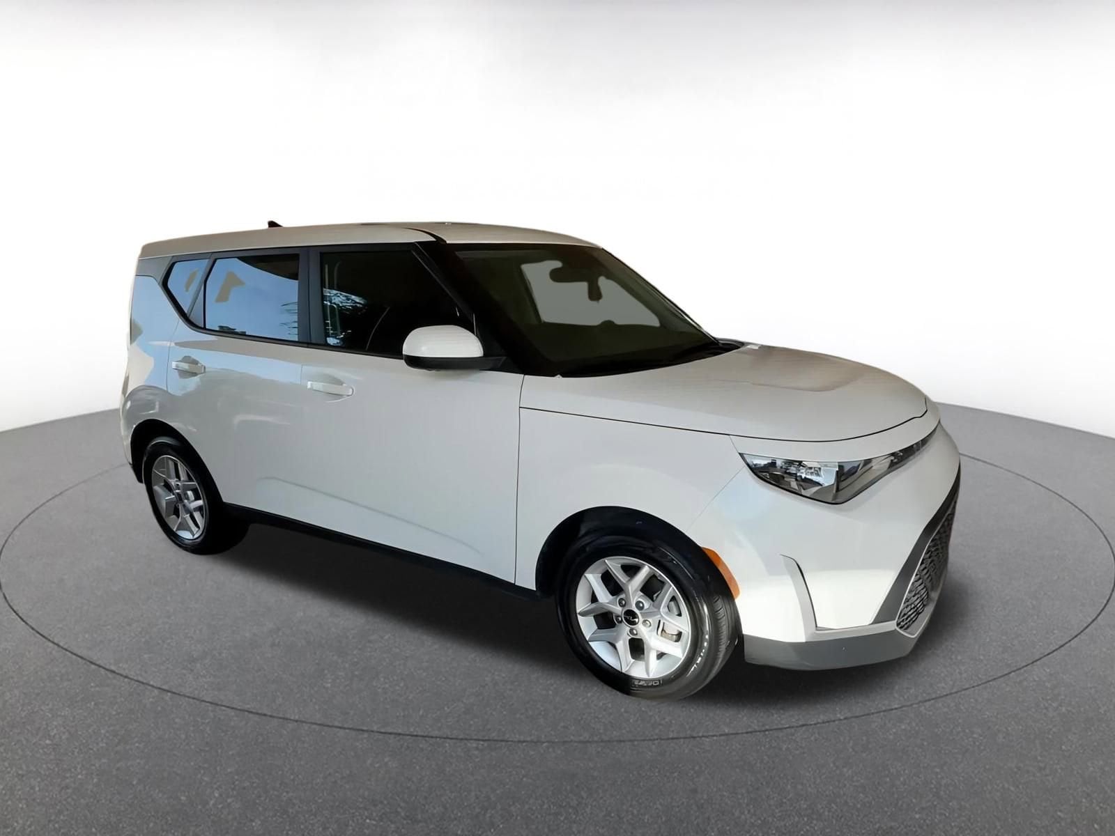 Thumbnail: 2025 Kia Soul - 2