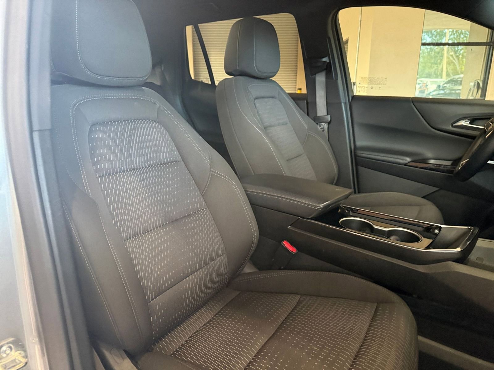 Thumbnail: 2025 Chevrolet Equinox - 30