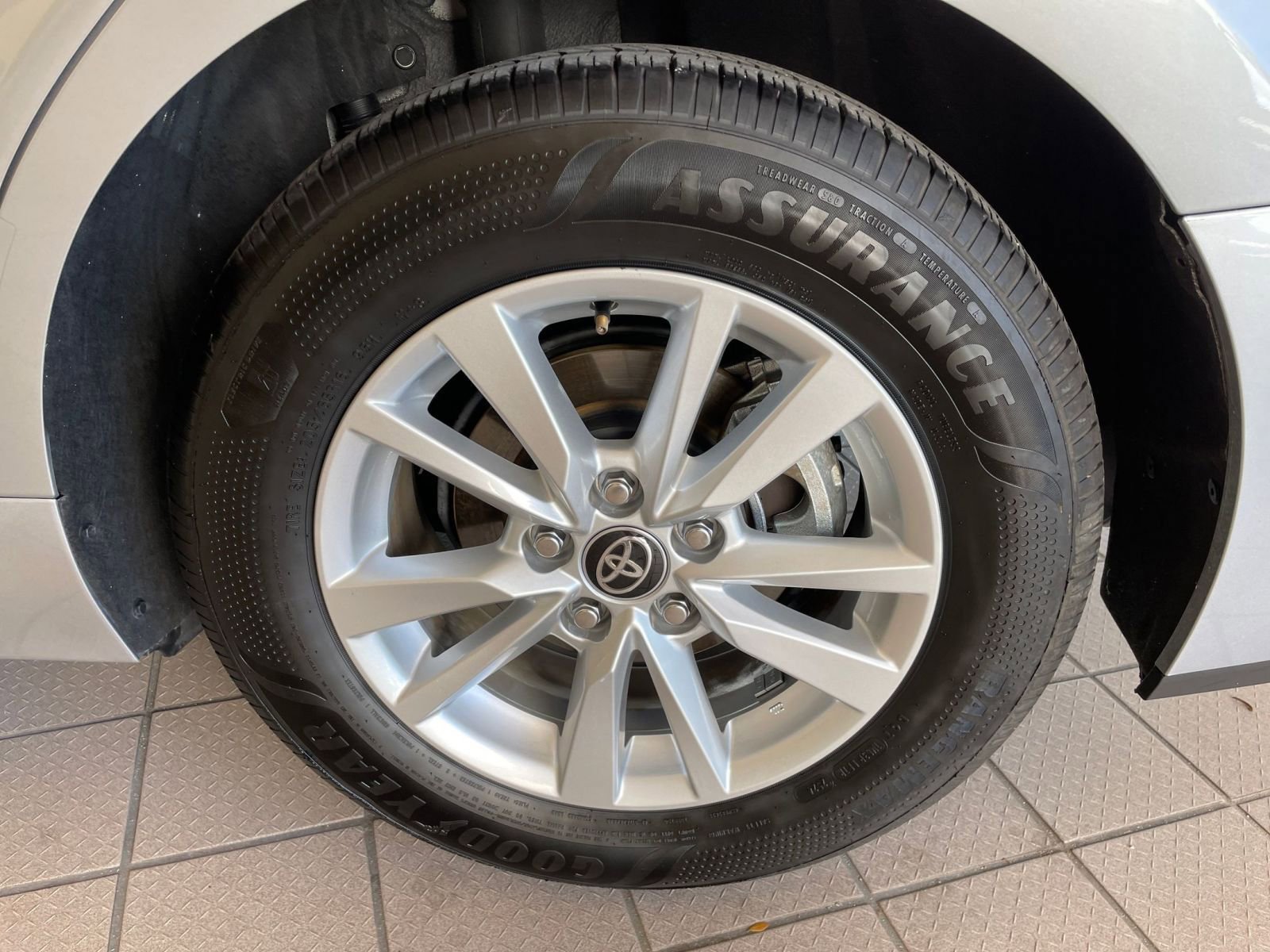 Thumbnail: 2025 Toyota Camry - 23