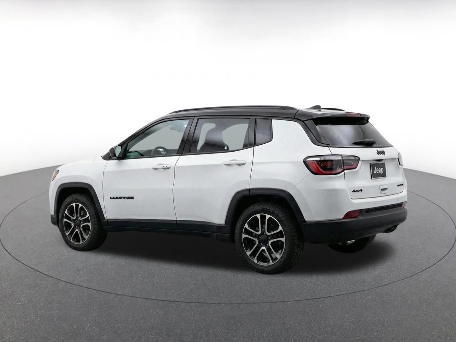 Thumbnail: 2025 Jeep Compass - 10