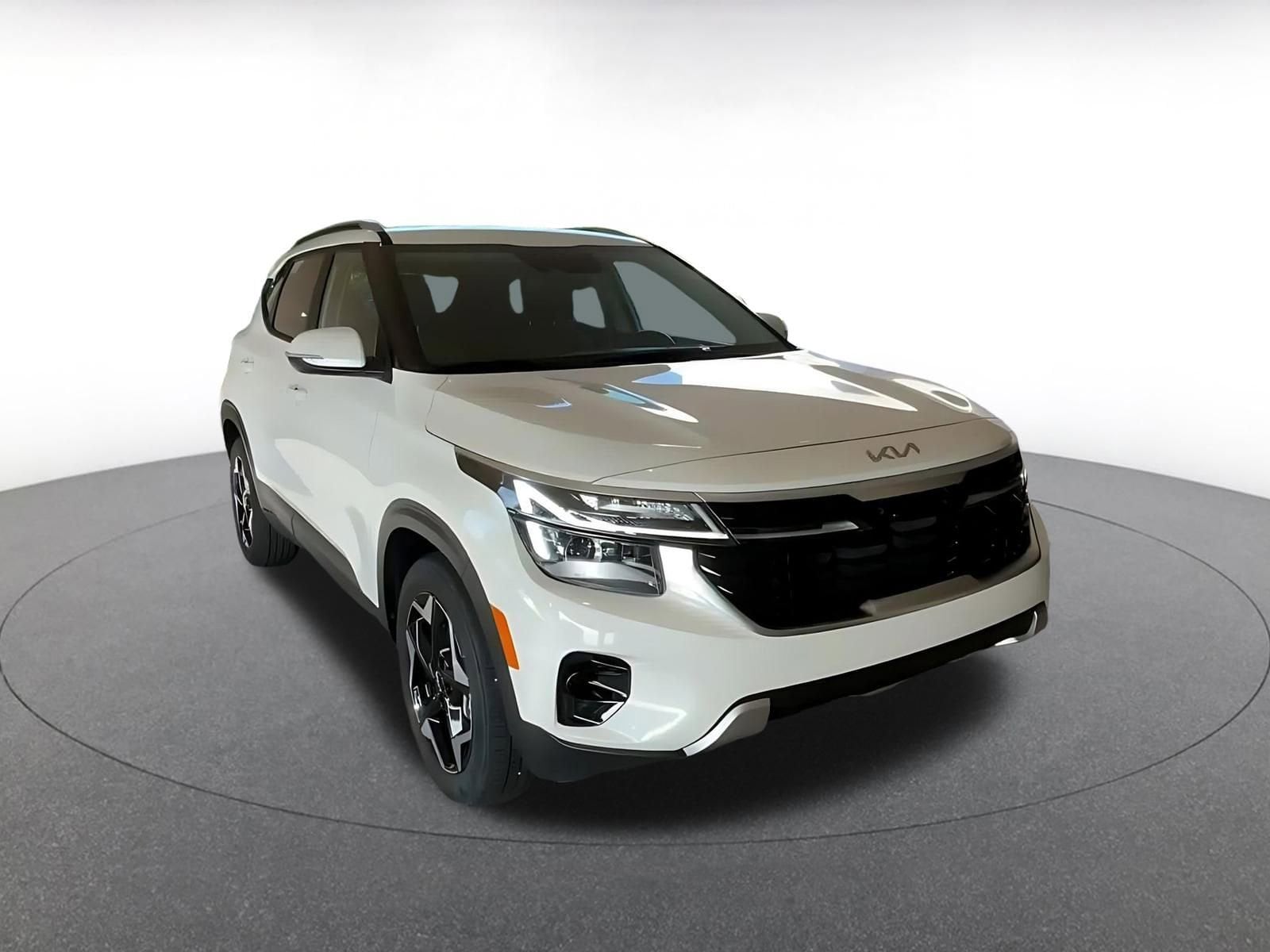 Thumbnail: 2025 Kia Seltos - 3