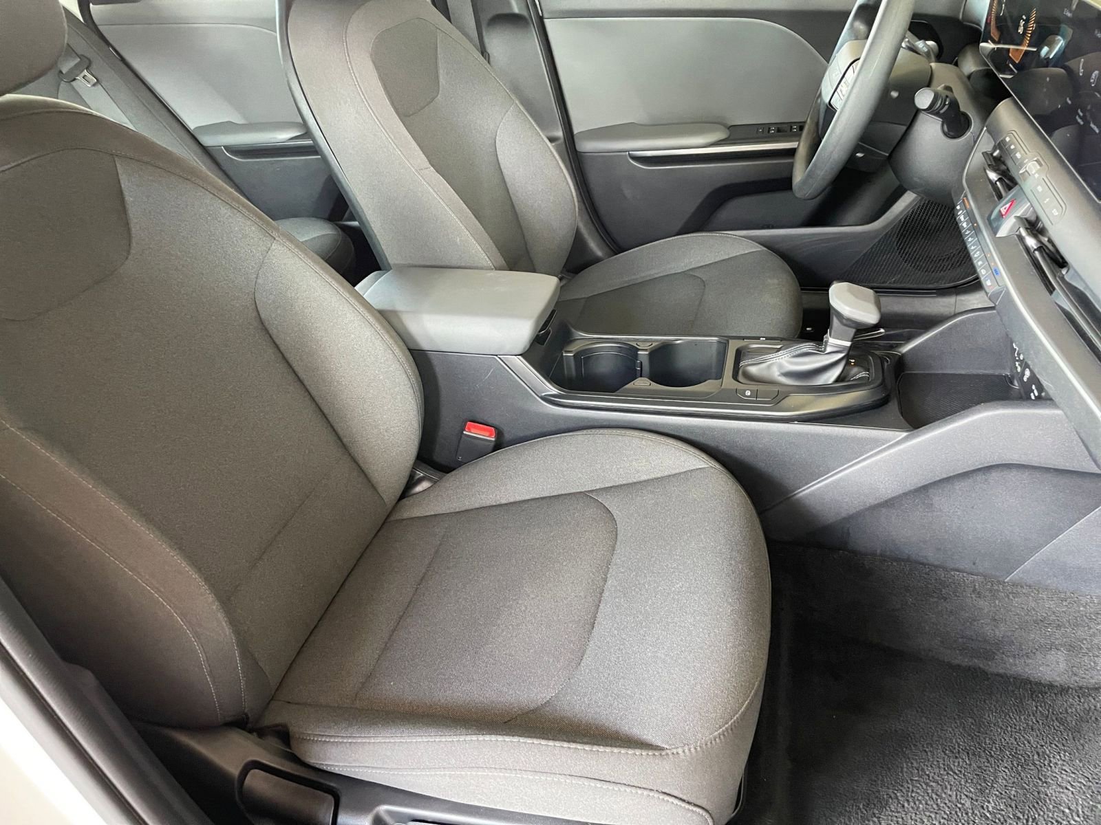 Thumbnail: 2025 Kia K4 - 35