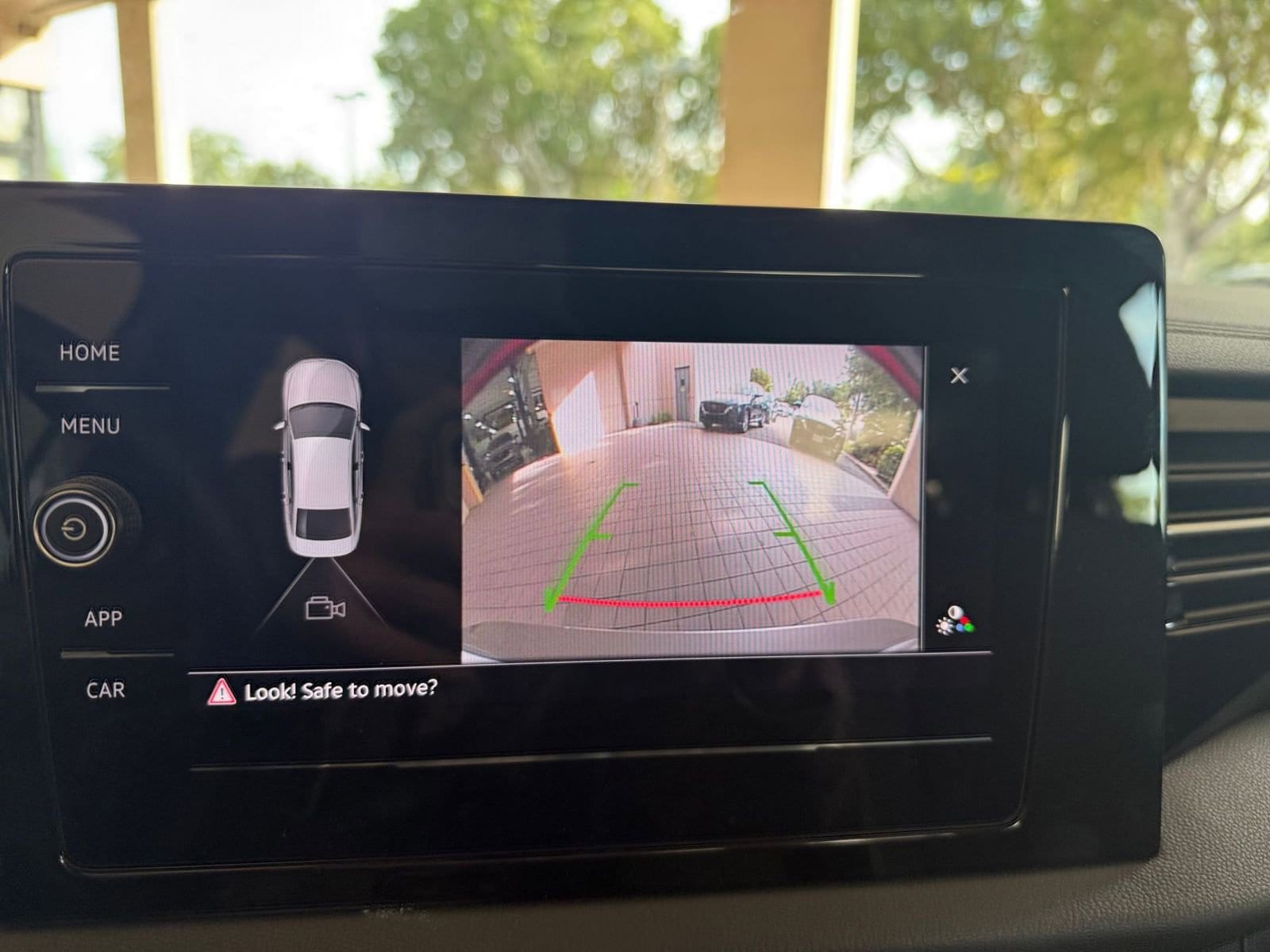 Thumbnail: 2025 Volkswagen Jetta - 17