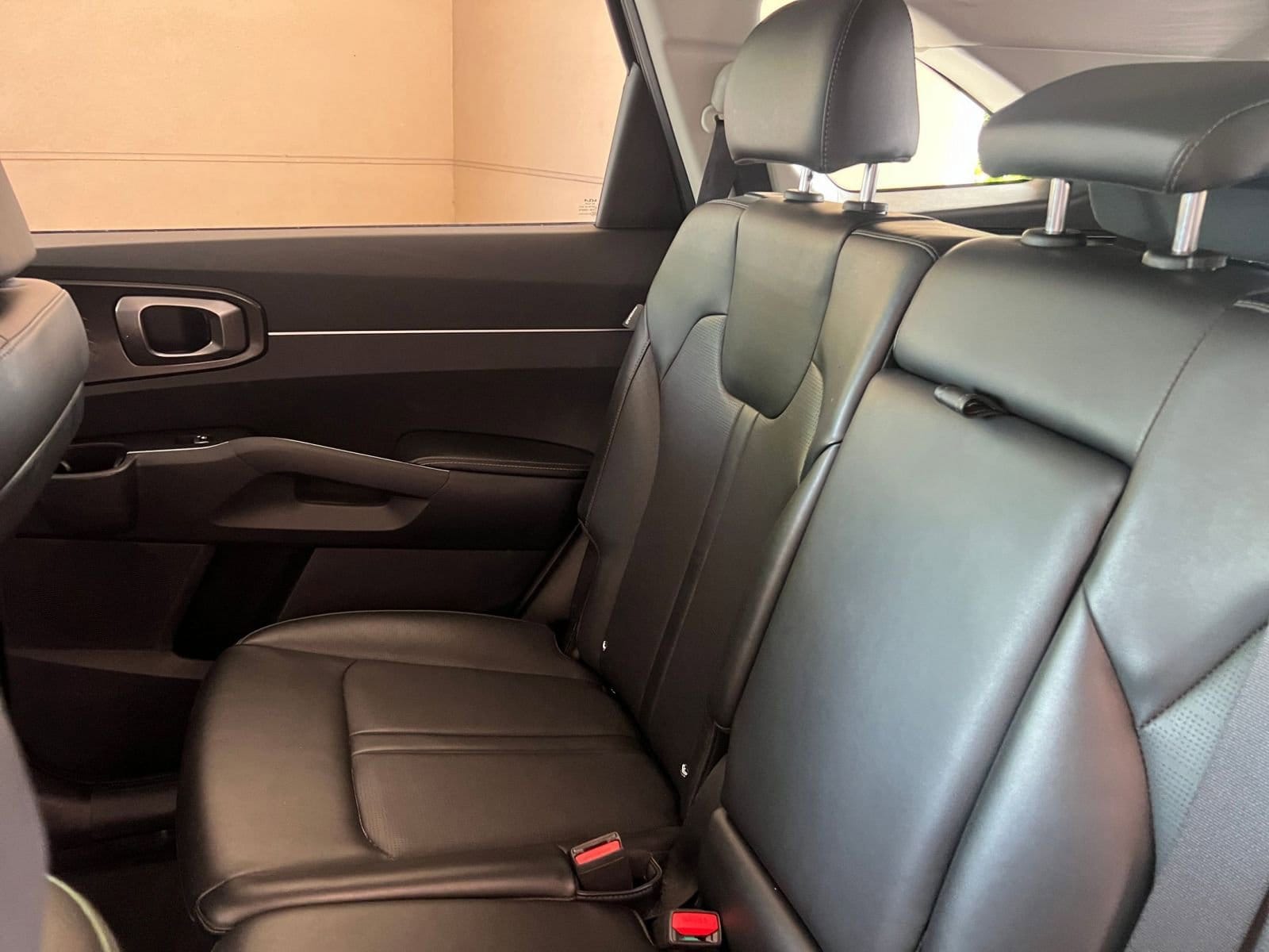 2024 Kia Sorento S 28