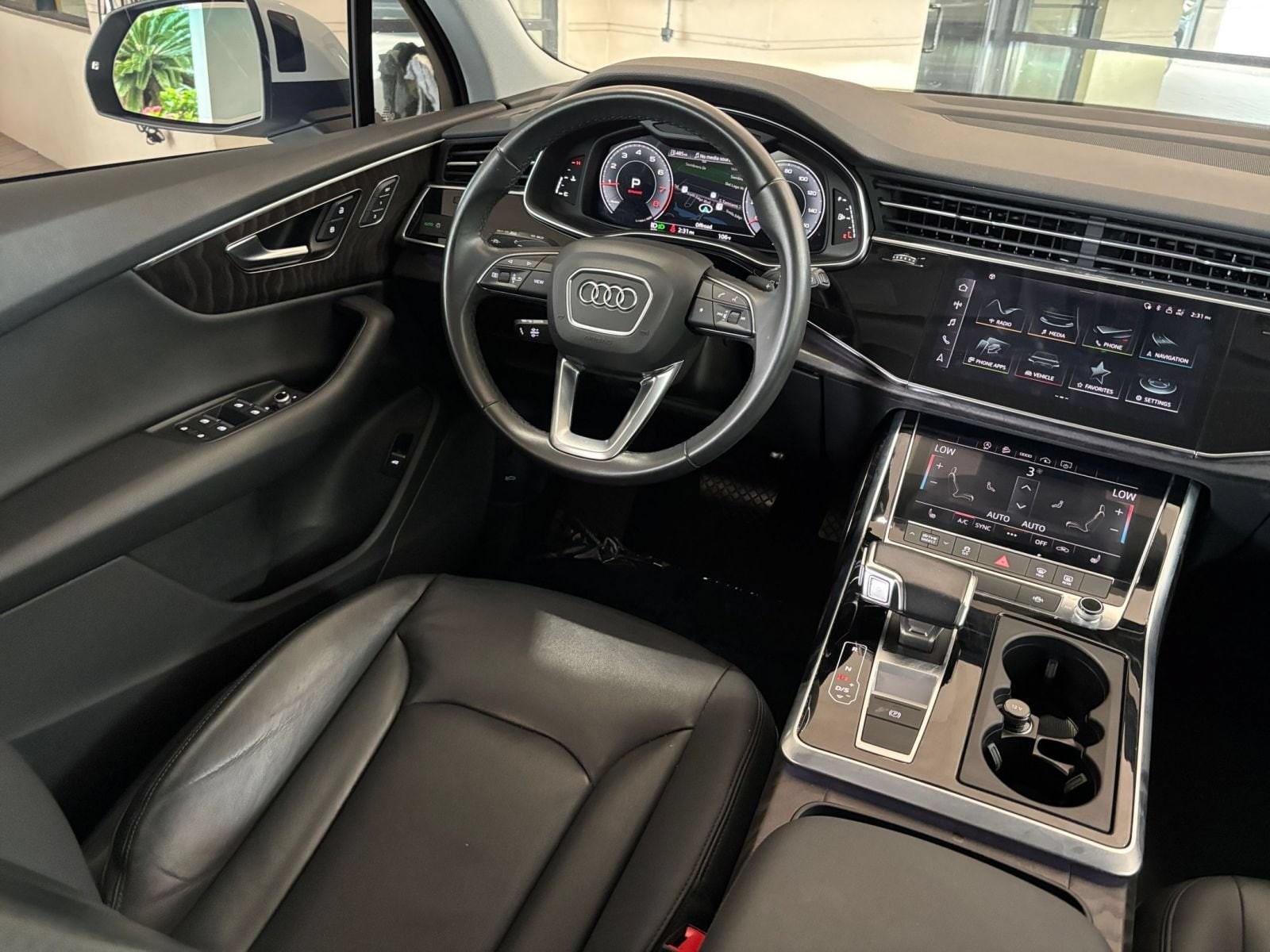 Thumbnail: 2022 Audi Q7 - 32