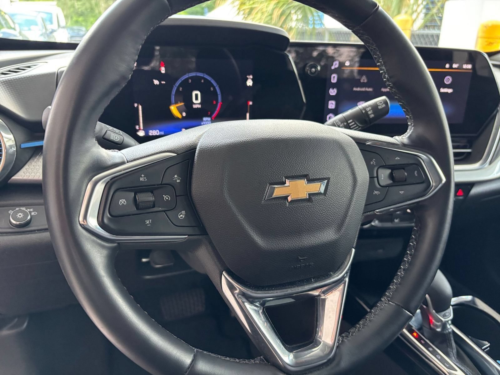 Thumbnail: 2025 Chevrolet Trax - 28