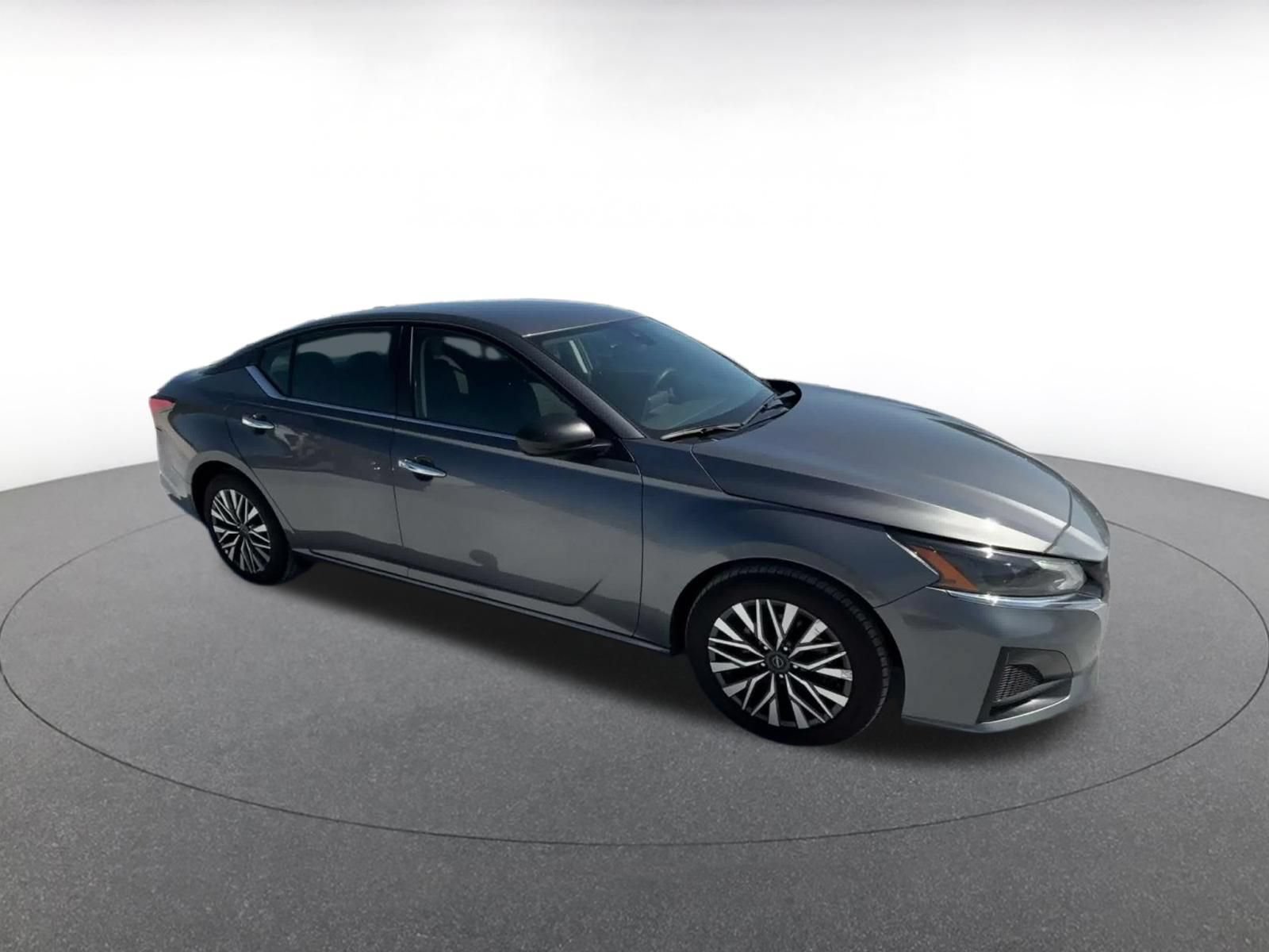 Thumbnail: 2025 Nissan Altima - 2