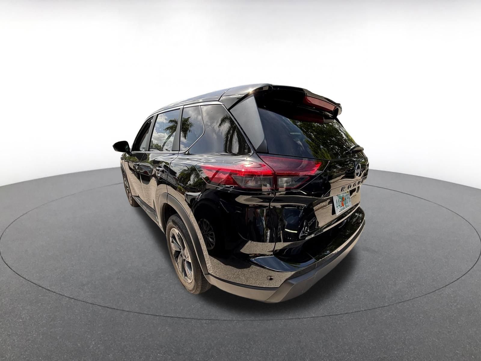 Thumbnail: 2025 Nissan Rogue - 12