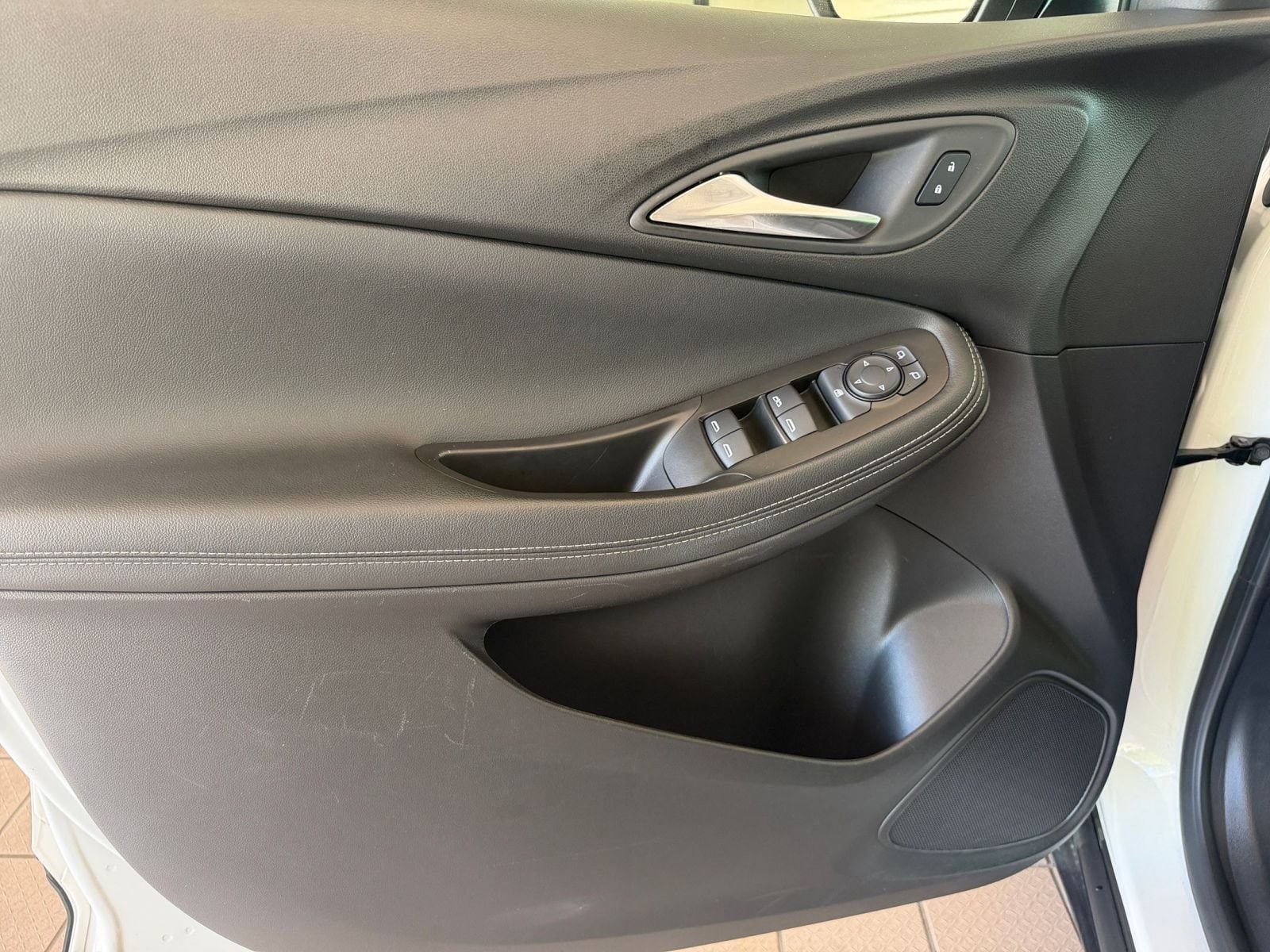 Thumbnail: 2025 Buick Encore GX - 18