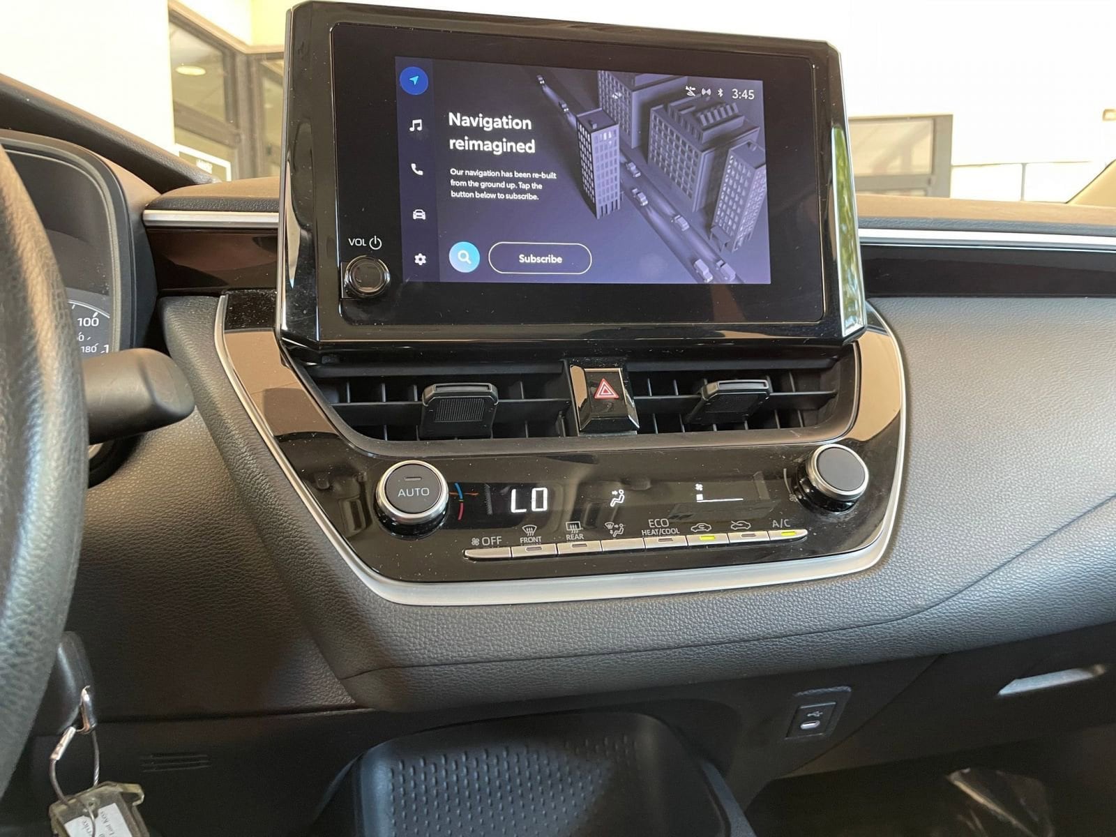 Thumbnail: 2025 Toyota Corolla - 18