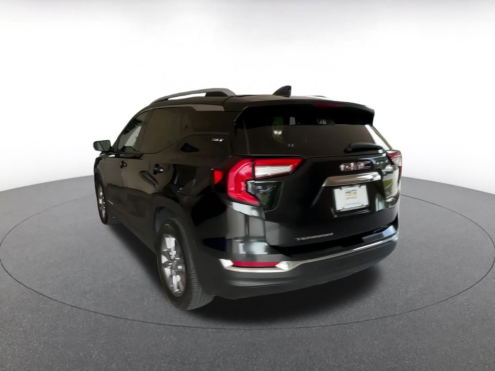Thumbnail: 2023 GMC Terrain - 11