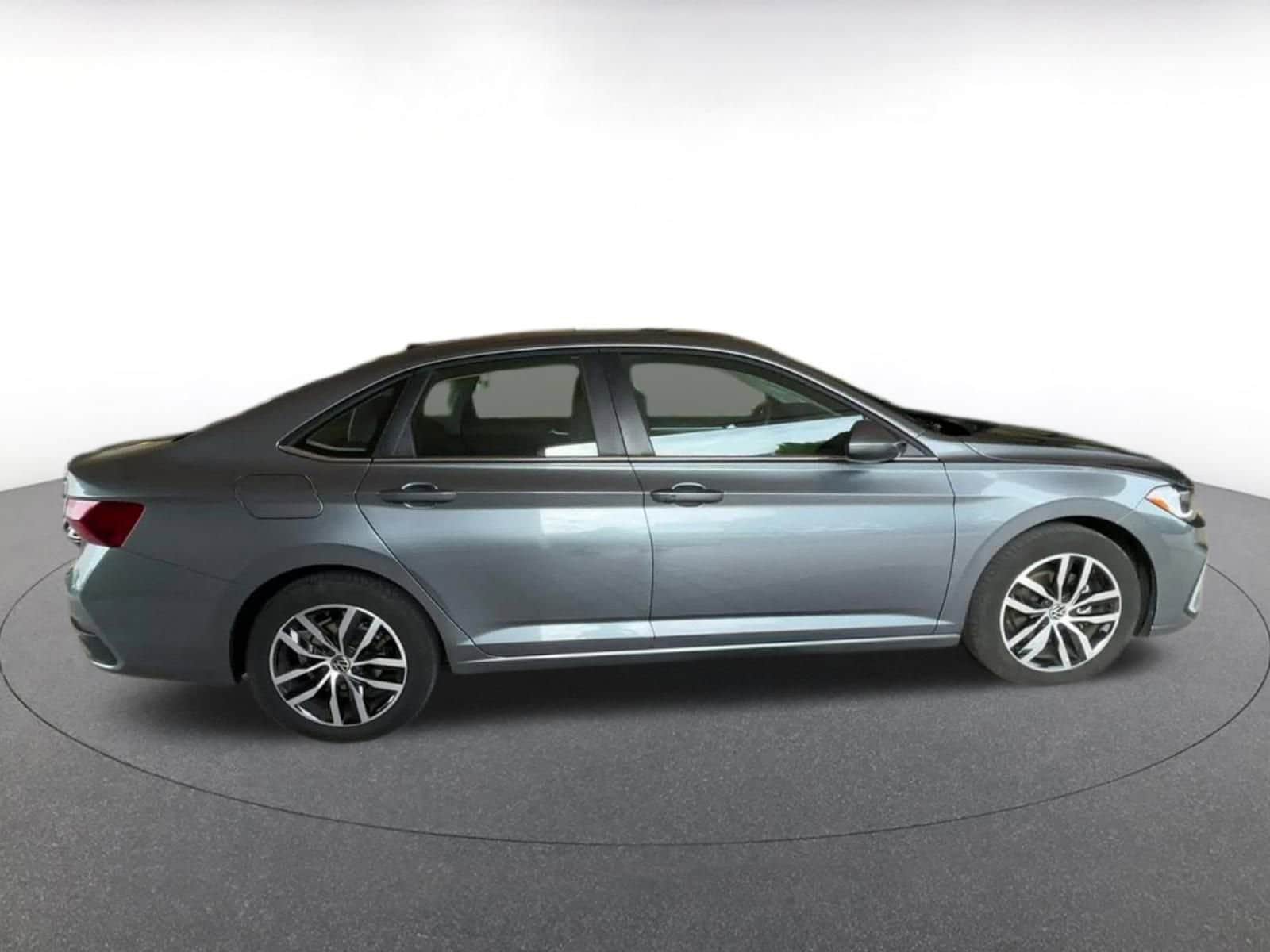 Thumbnail: 2025 Volkswagen Jetta - 15
