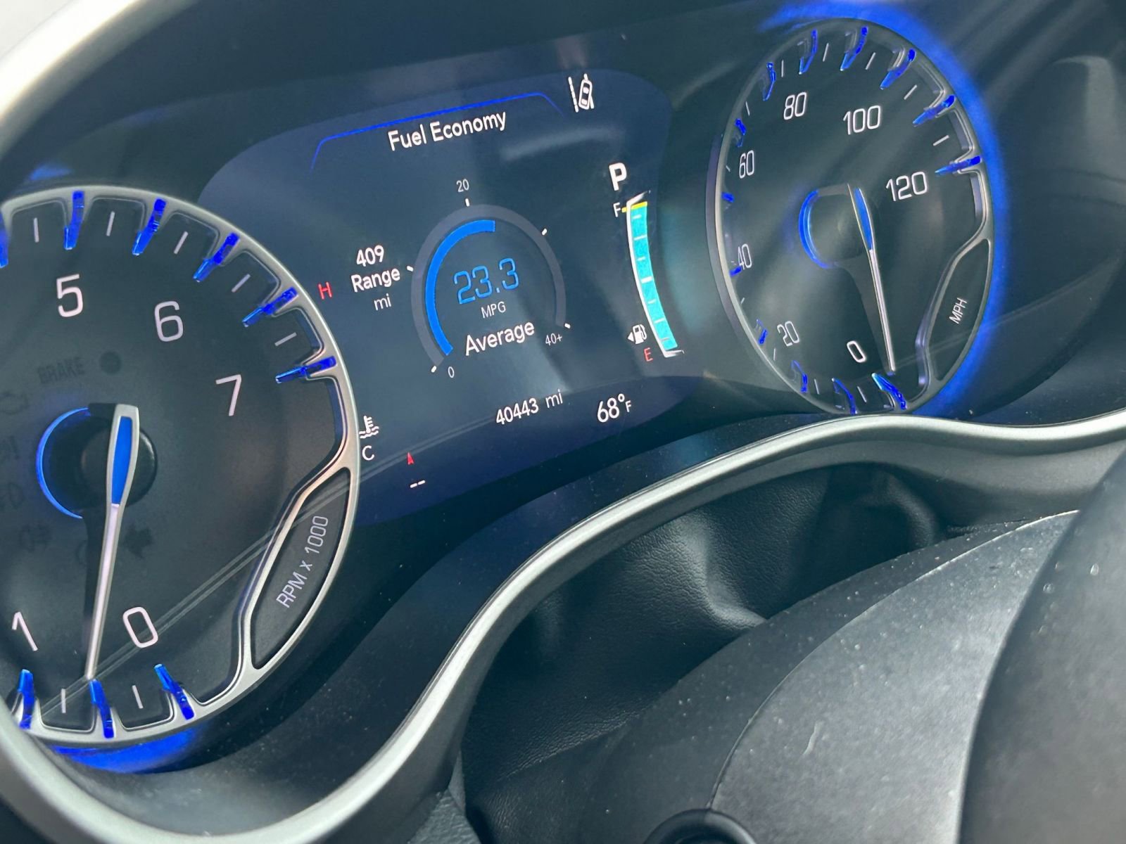 Thumbnail: 2025 Chrysler Pacifica - 9