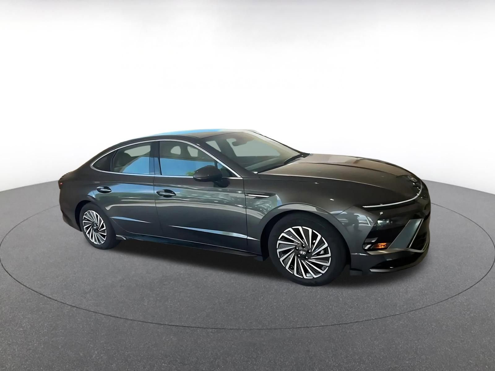 Thumbnail: 2025 Hyundai Sonata - 2