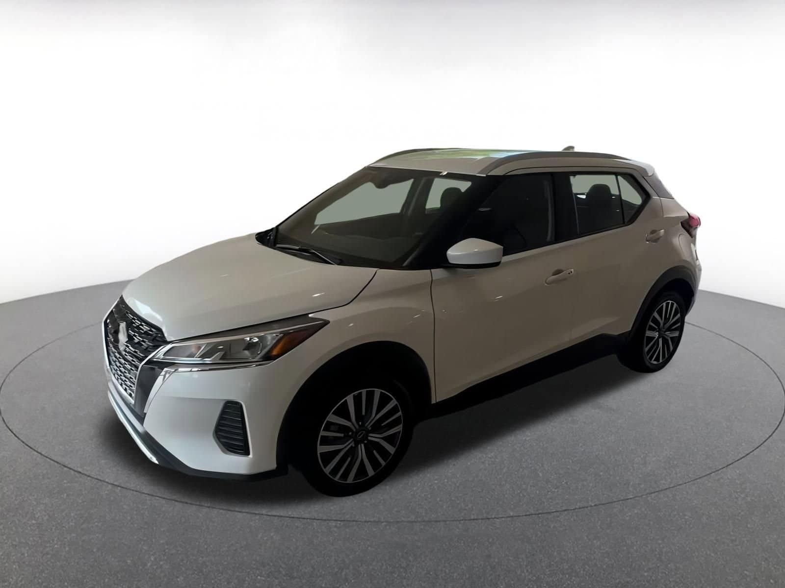 Thumbnail: 2024 Nissan Kicks - 7