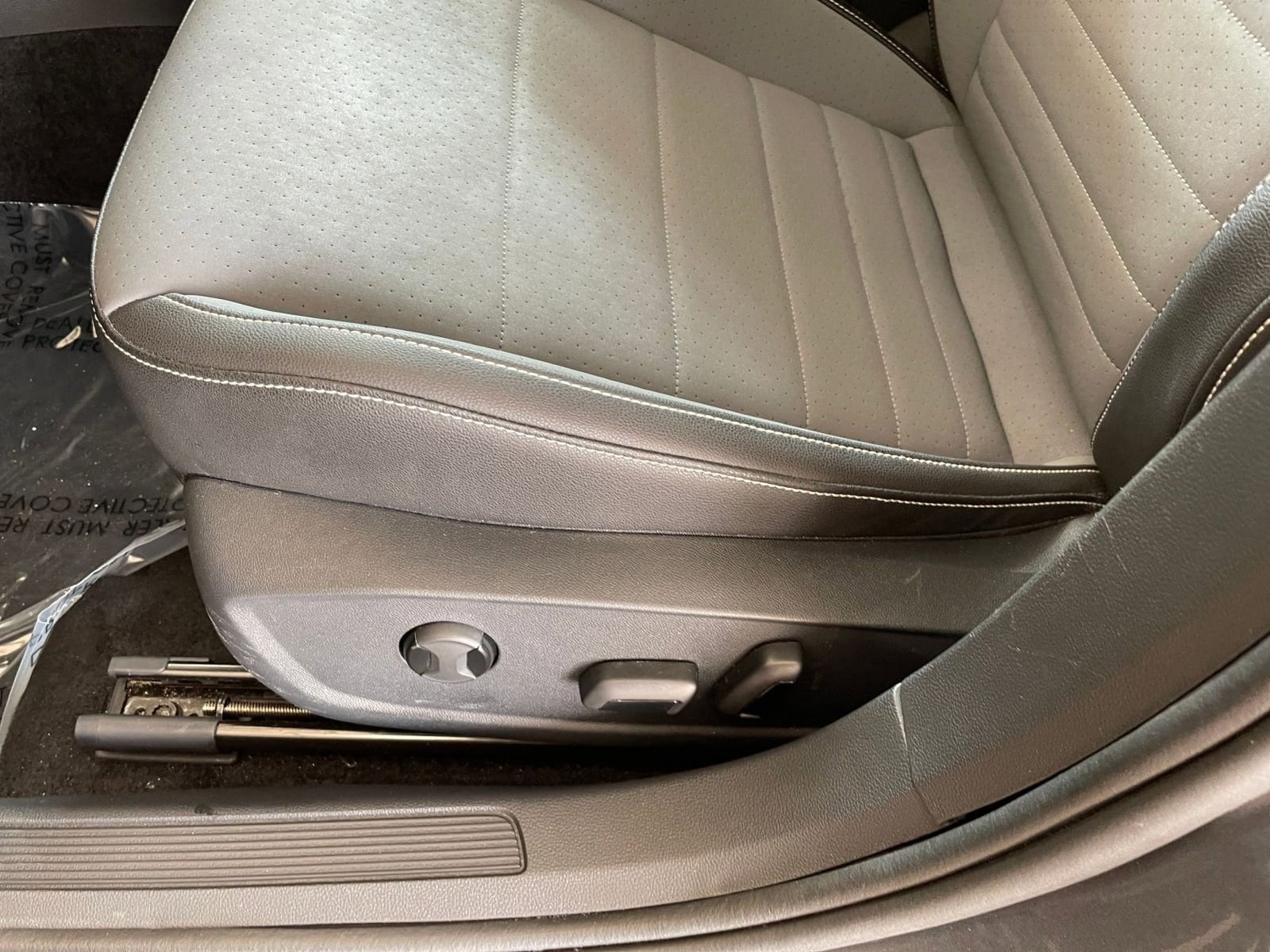 Thumbnail: 2025 Volkswagen Jetta - 23