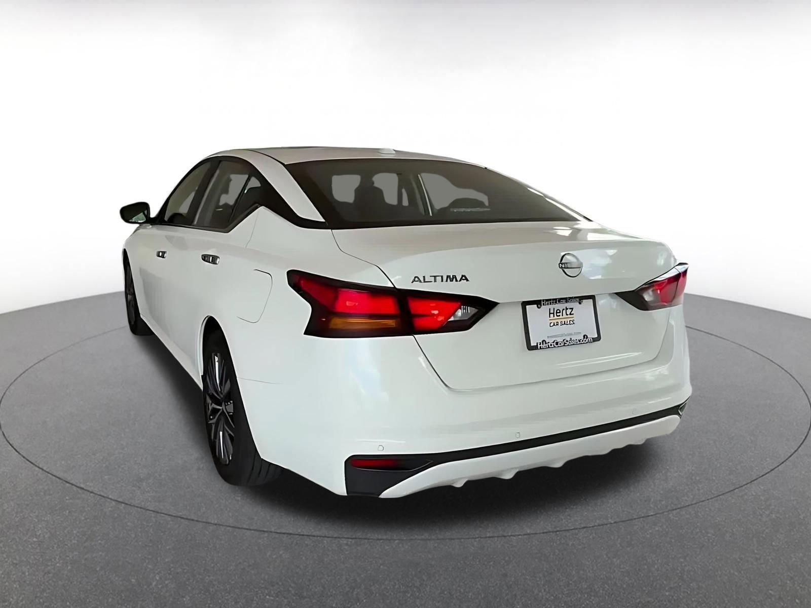 Thumbnail: 2025 Nissan Altima - 11