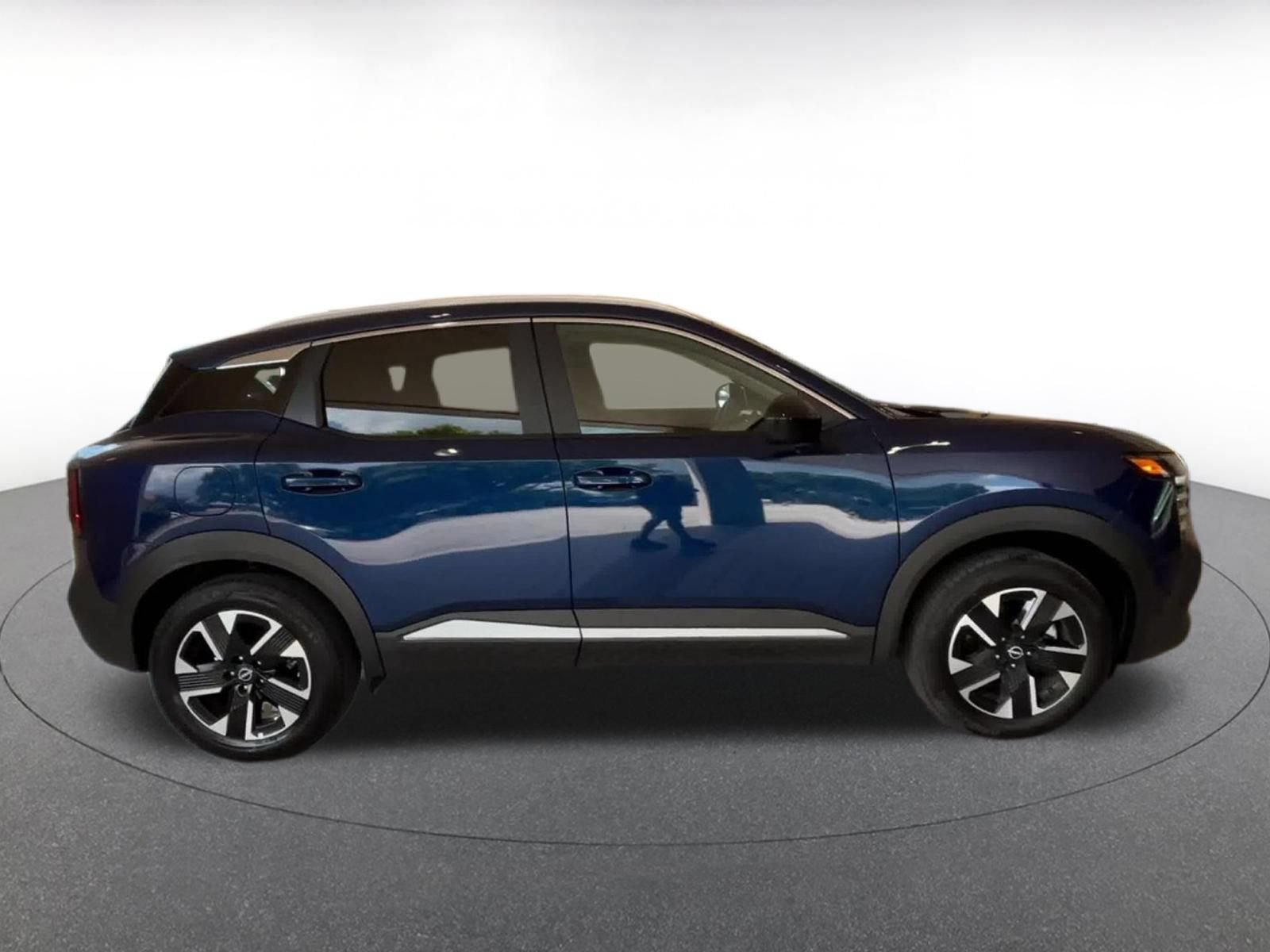 Thumbnail: 2026 Nissan Kicks - 16