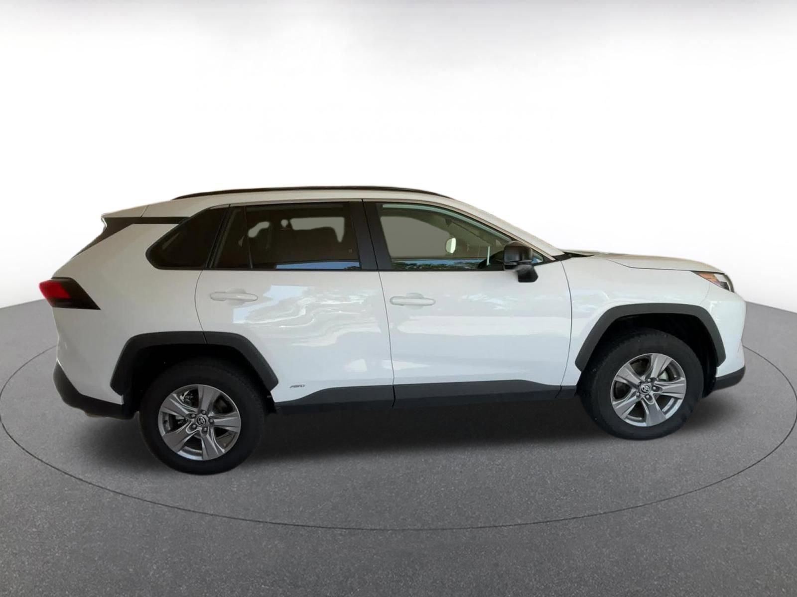 Thumbnail: 2025 Toyota RAV4 - 16