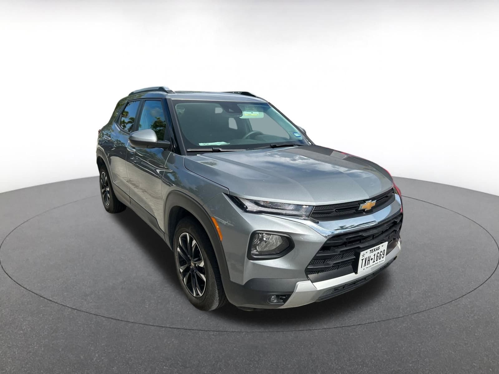 Thumbnail: 2023 Chevrolet TrailBlazer - 1