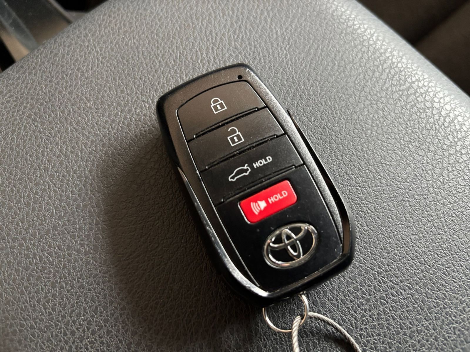 Thumbnail: 2025 Toyota Camry - 21