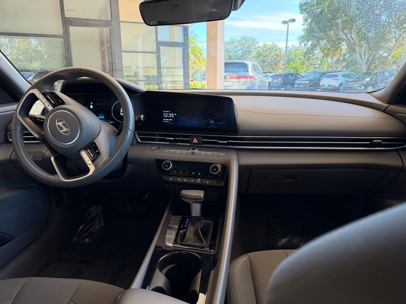 Thumbnail: 2025 Hyundai Elantra - 27