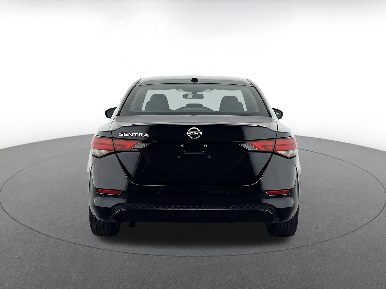 Thumbnail: 2025 Nissan Sentra - 8