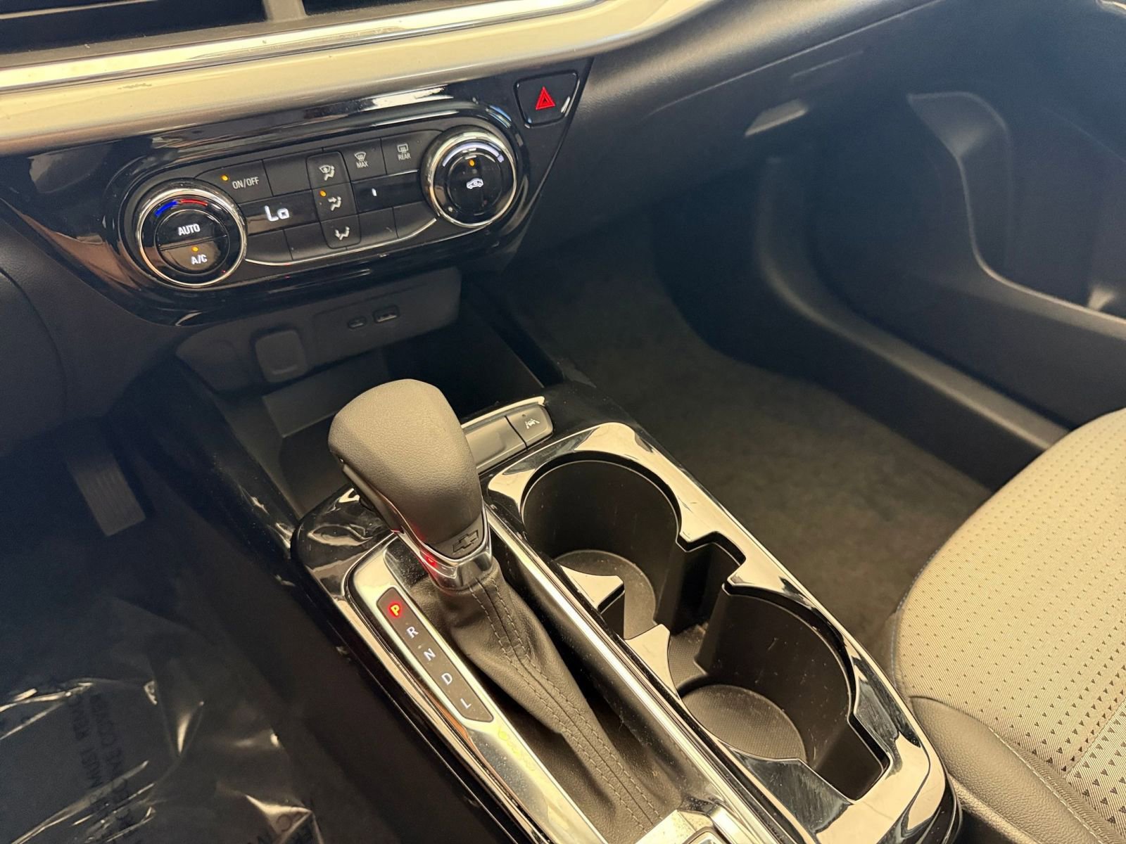 Thumbnail: 2025 Chevrolet Trax - 35