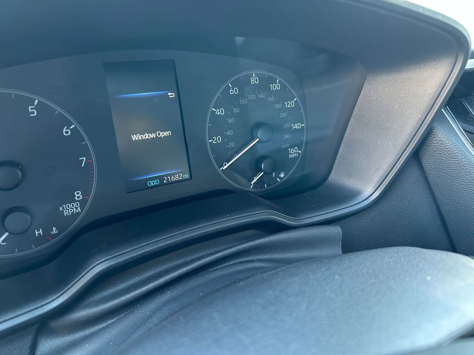 Thumbnail: 2025 Toyota Corolla - 9