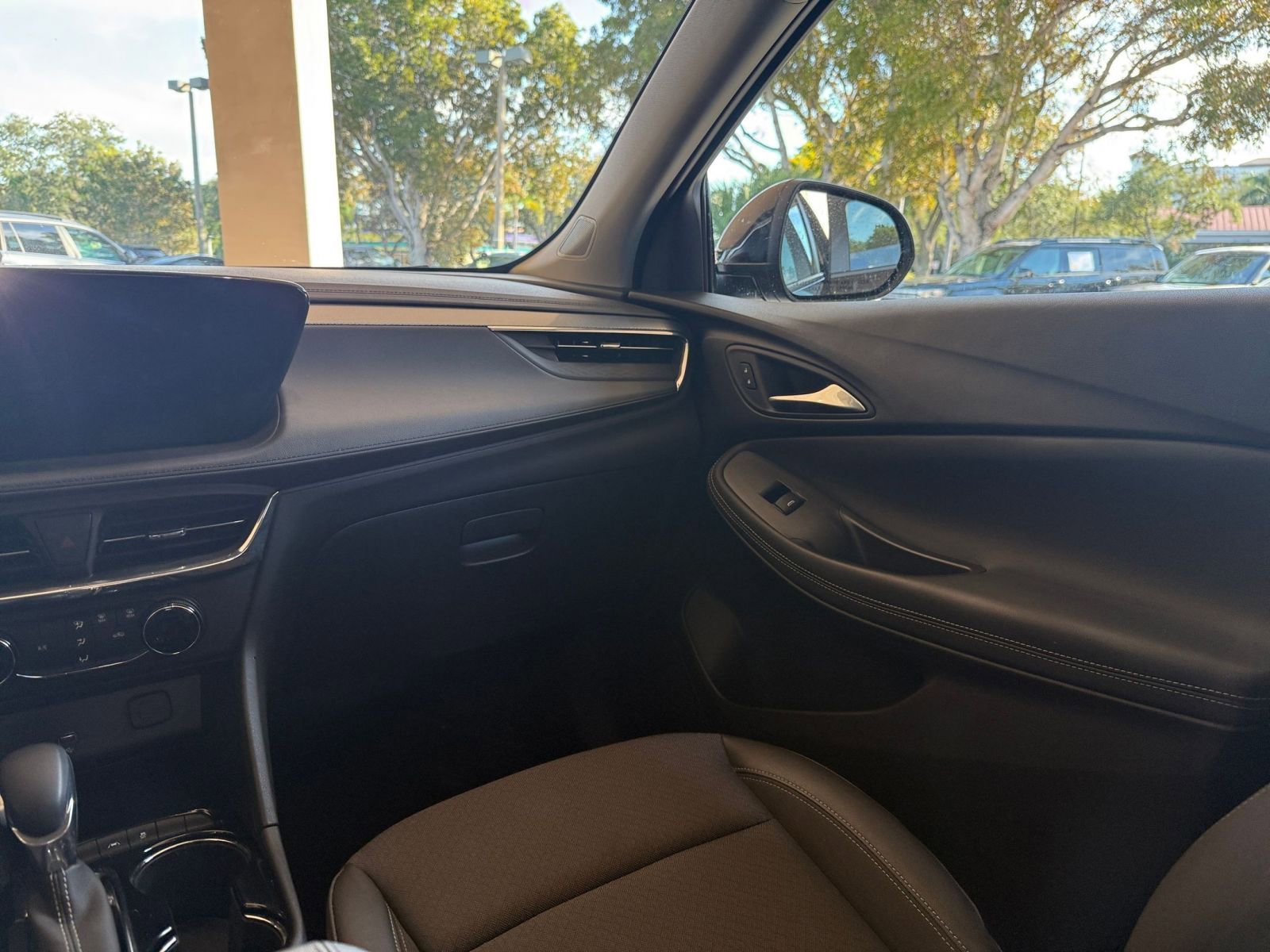 Thumbnail: 2025 Buick Encore GX - 29