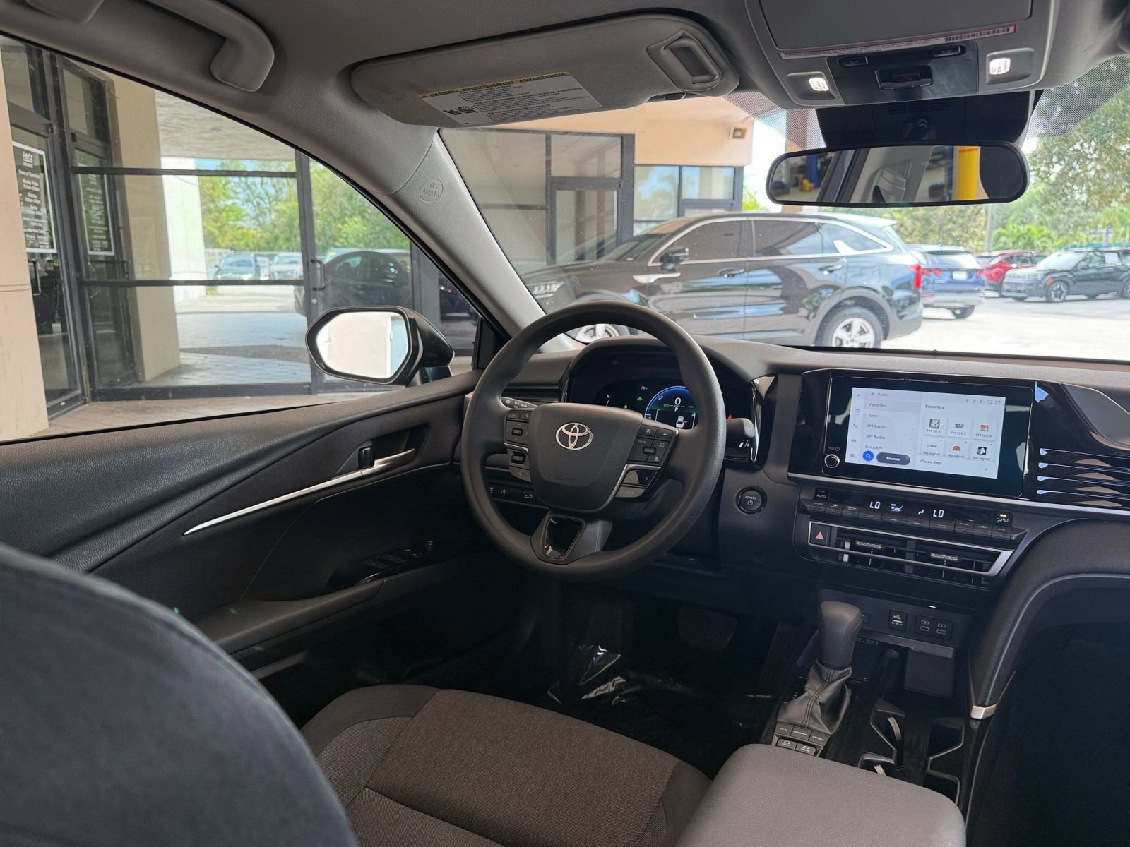 Thumbnail: 2025 Toyota Camry - 28