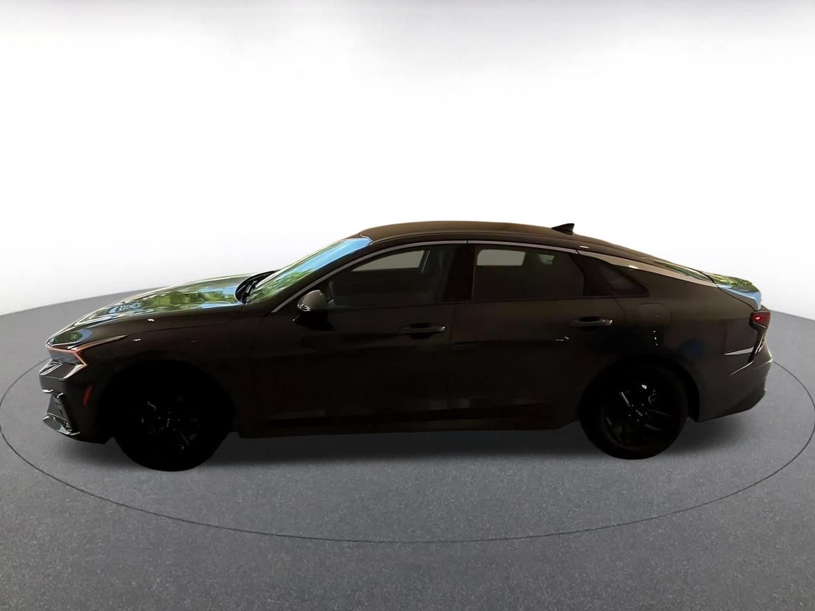 Thumbnail: 2025 Kia K5 - 9