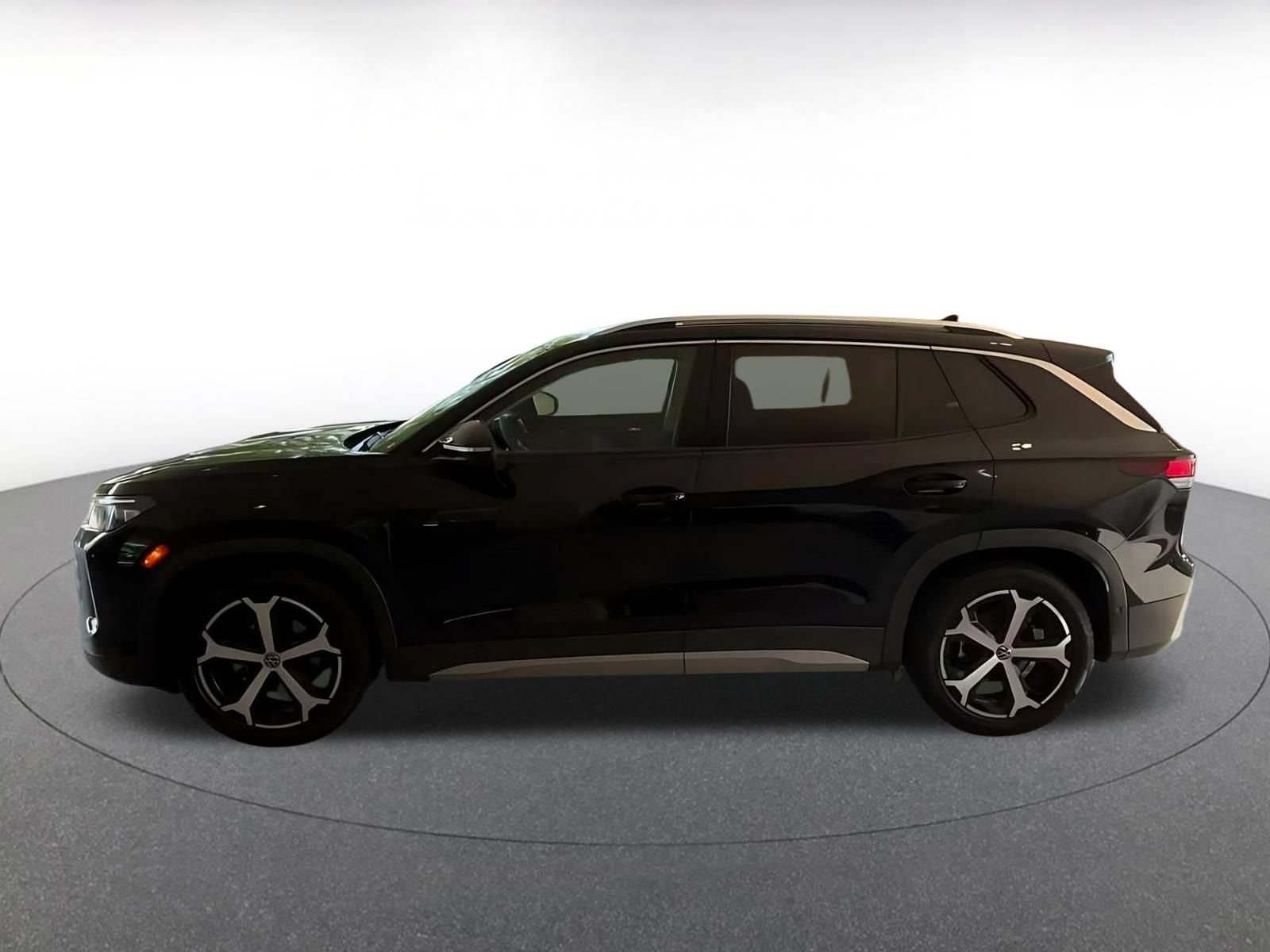 Thumbnail: 2026 Volkswagen Tiguan - 8
