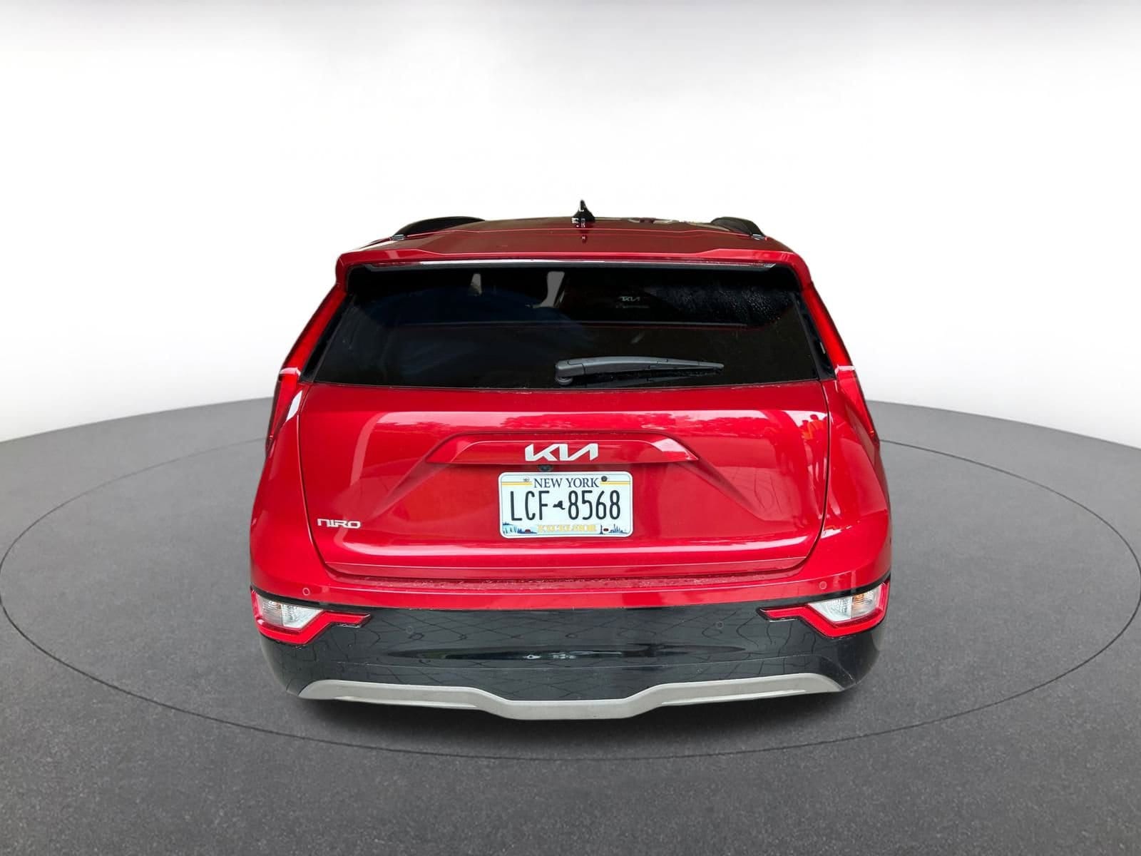Thumbnail: 2023 Kia Niro - 6